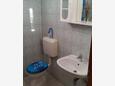 Ванная комната Supetar, Ванная комната в размещении типа studio-apartment, WiFi.