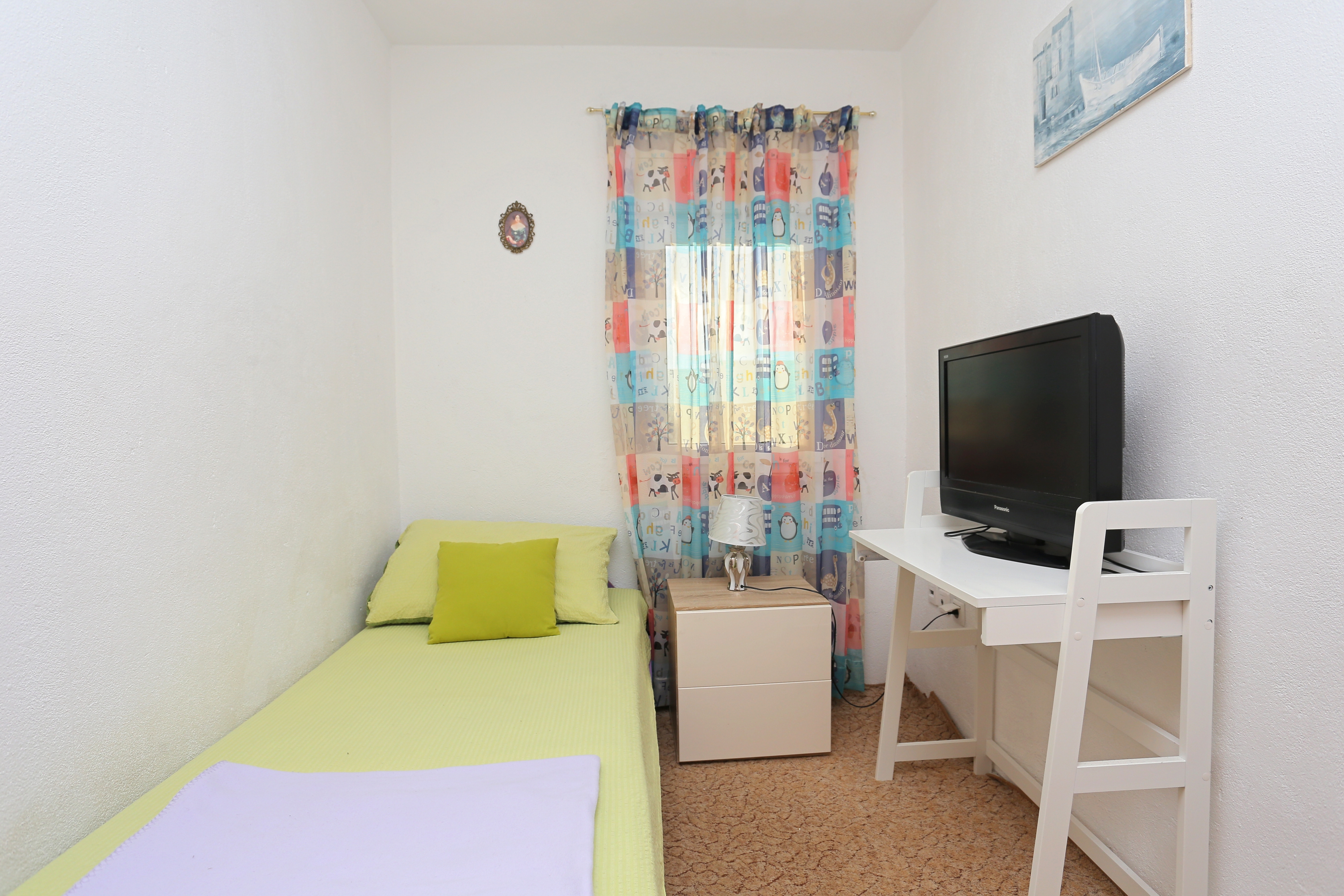 Three bedroom apartment with balcony and sea view Podstrana, Split  A-b