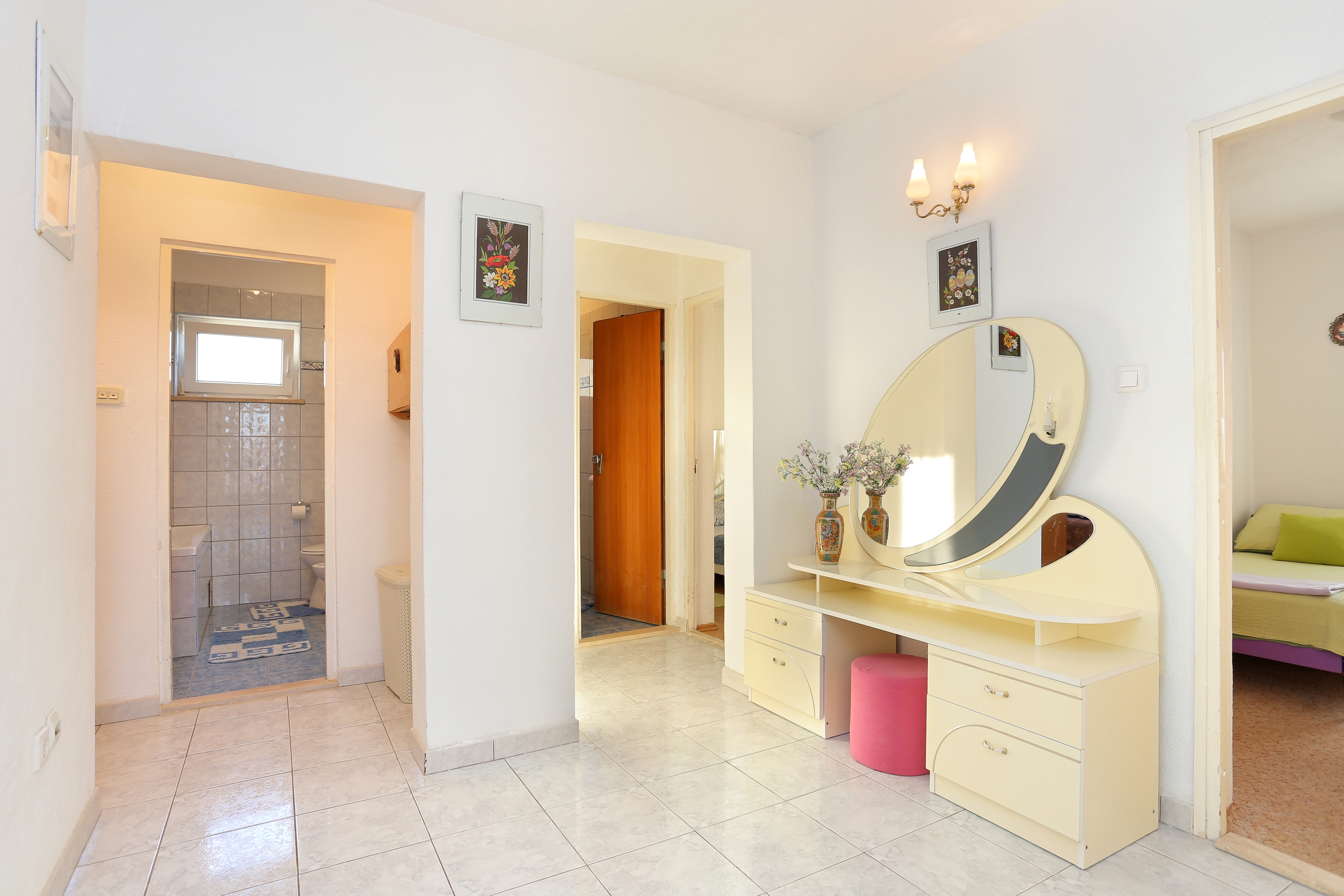 Three bedroom apartment with balcony and sea view Podstrana, Split  A-b