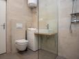 Ванная комната Njivice, Ванная комната в размещении типа apartment, Домашние животные допускаются и WiFi.
