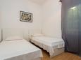 Ložnice 2 Njivice, Ložnice 2 v ubytování typu apartment, domácí mazlíčci povoleni a WiFi.