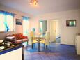 Dining room Vela Stiniva, Dining room in the apartment, (pet friendly) and WiFi.