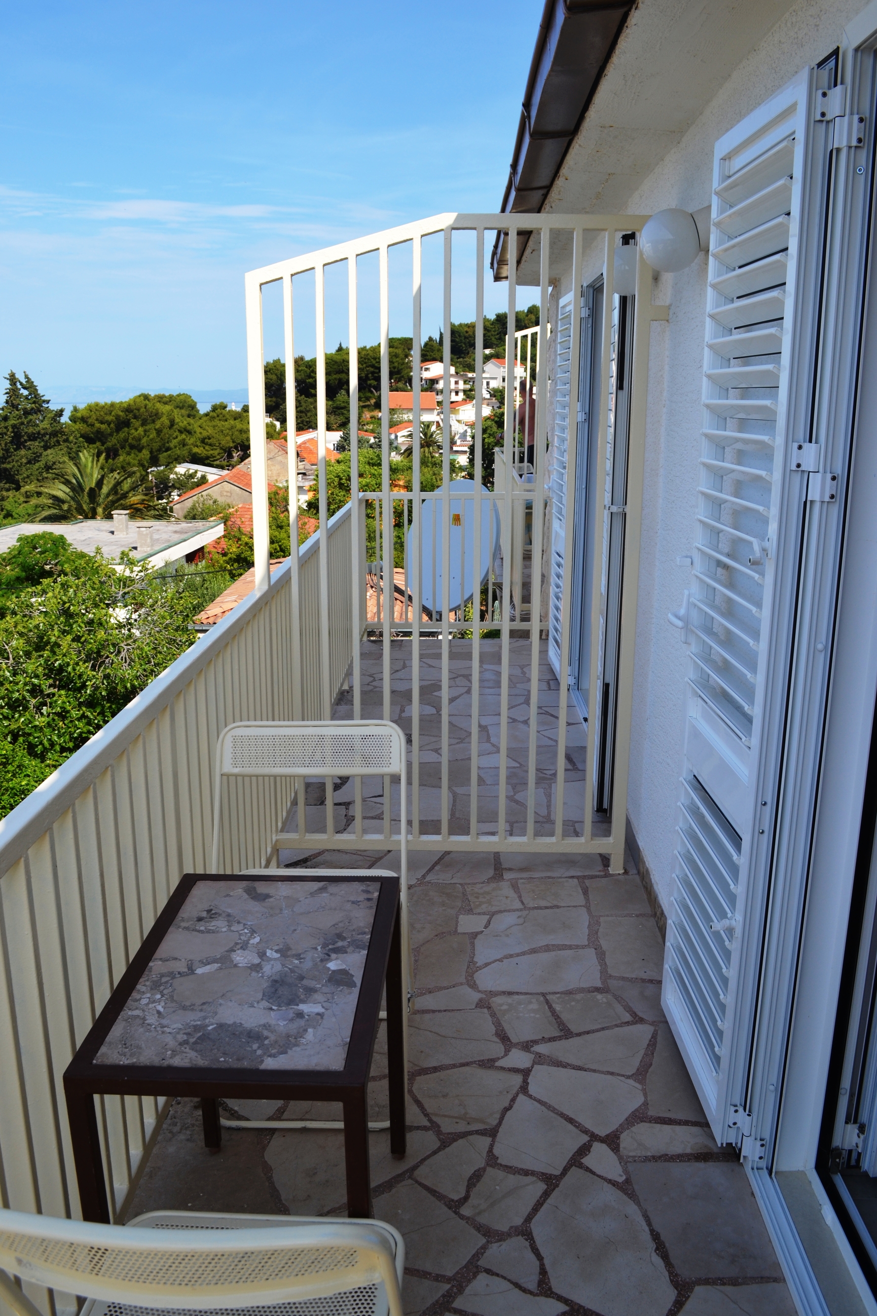 Two bedroom apartment with terrace and sea view Živogošće - Mala Duba, Makarska  A-d