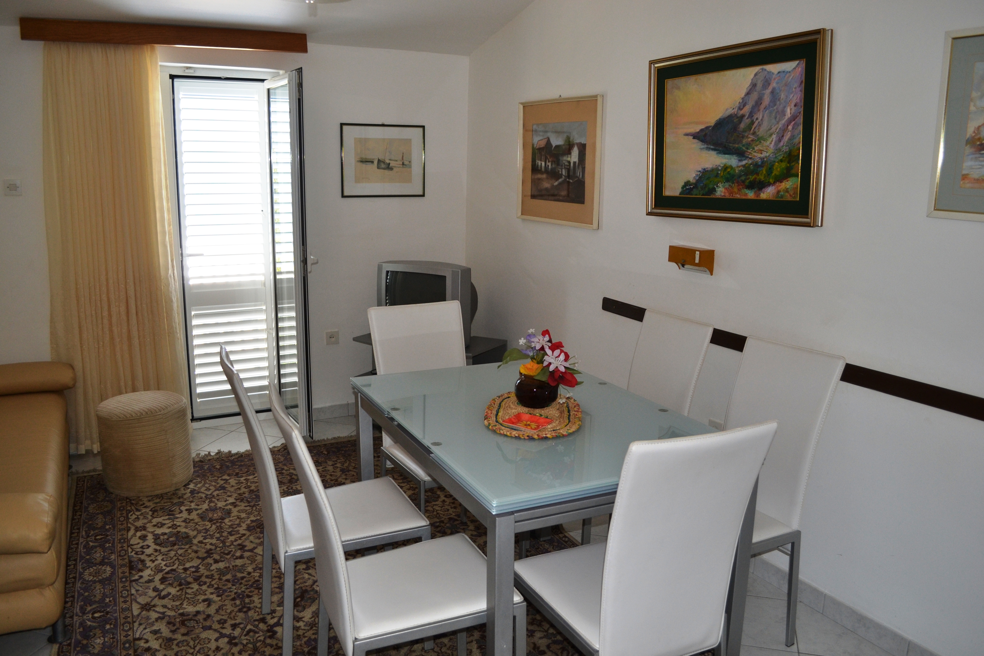 Two bedroom apartment with terrace and sea view Živogošće - Mala Duba, Makarska  A-d