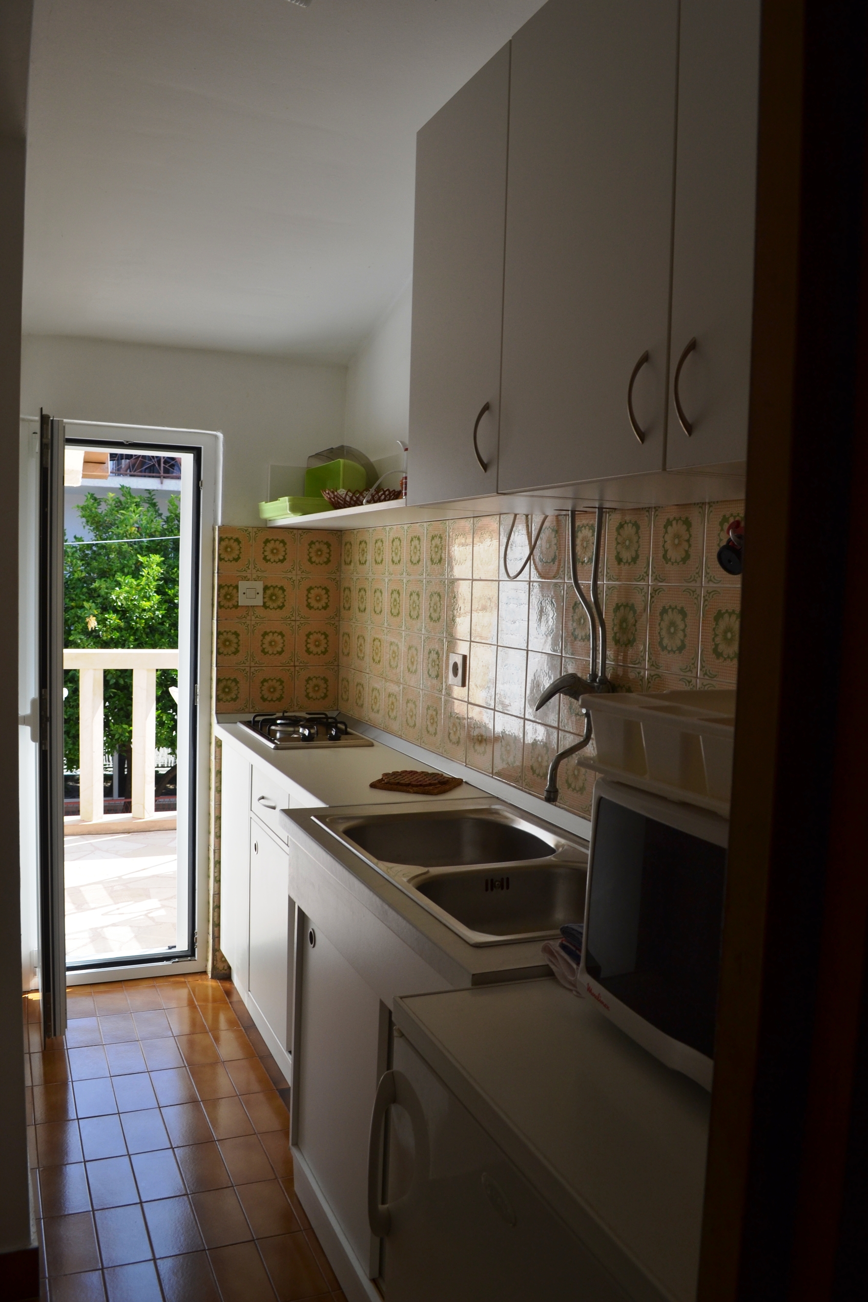 Two bedroom apartment with terrace and sea view Živogošće - Mala Duba, Makarska  A-d
