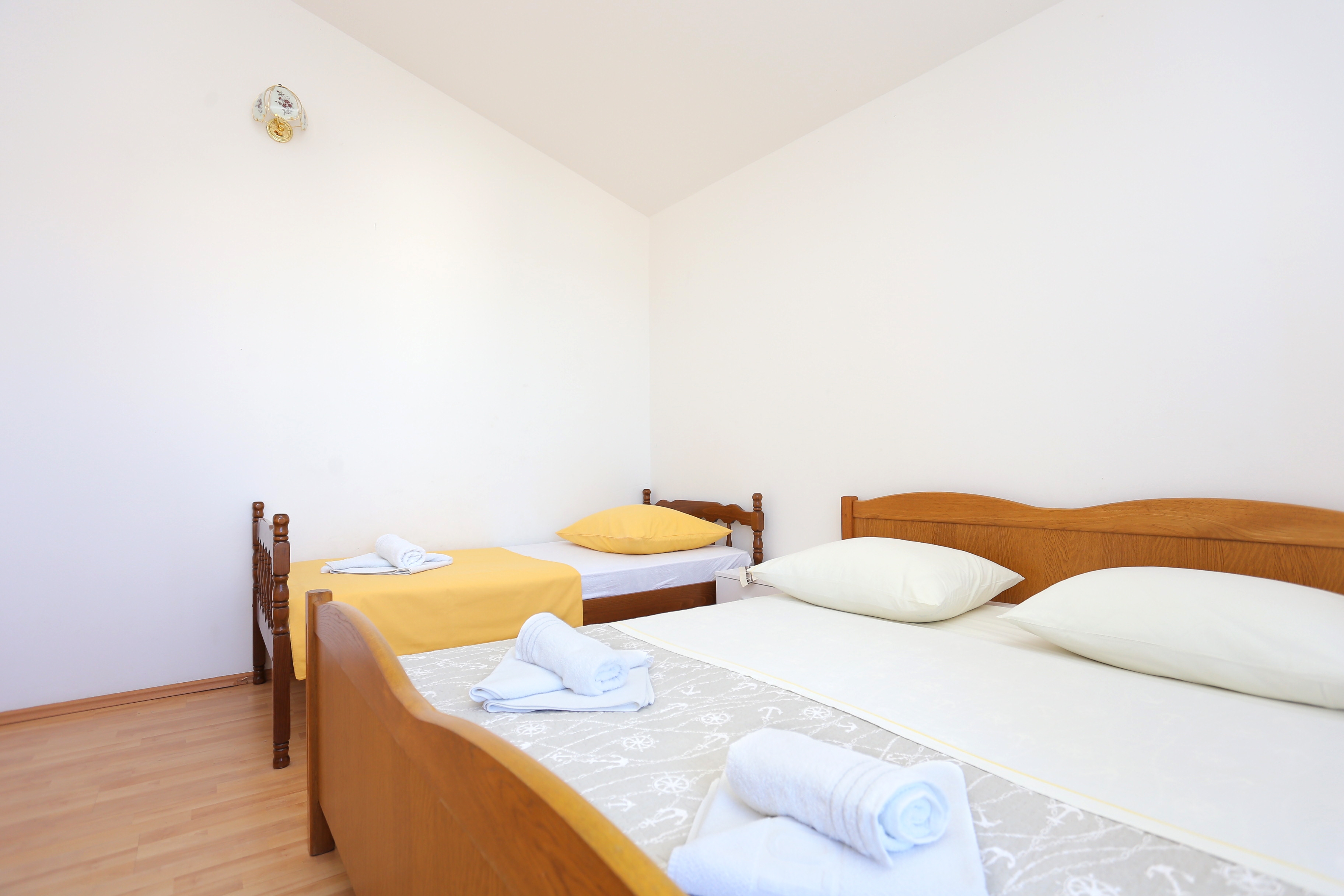 Top Rogoznica Oštrička luka Top Rogoznica Oštrička luka