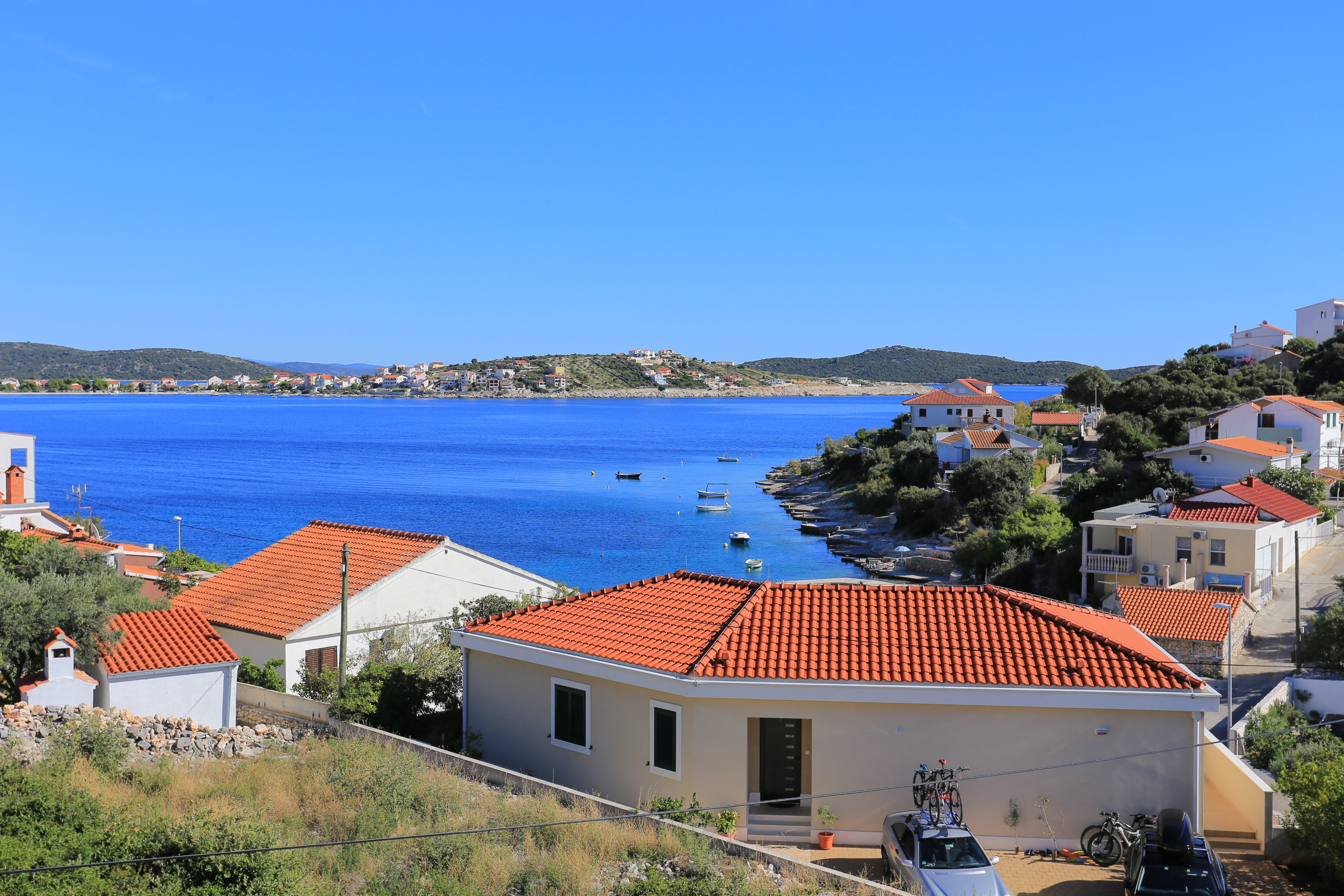 One bedroom apartment with terrace and sea view Cove Oštrička luka, Rogoznica  A-c