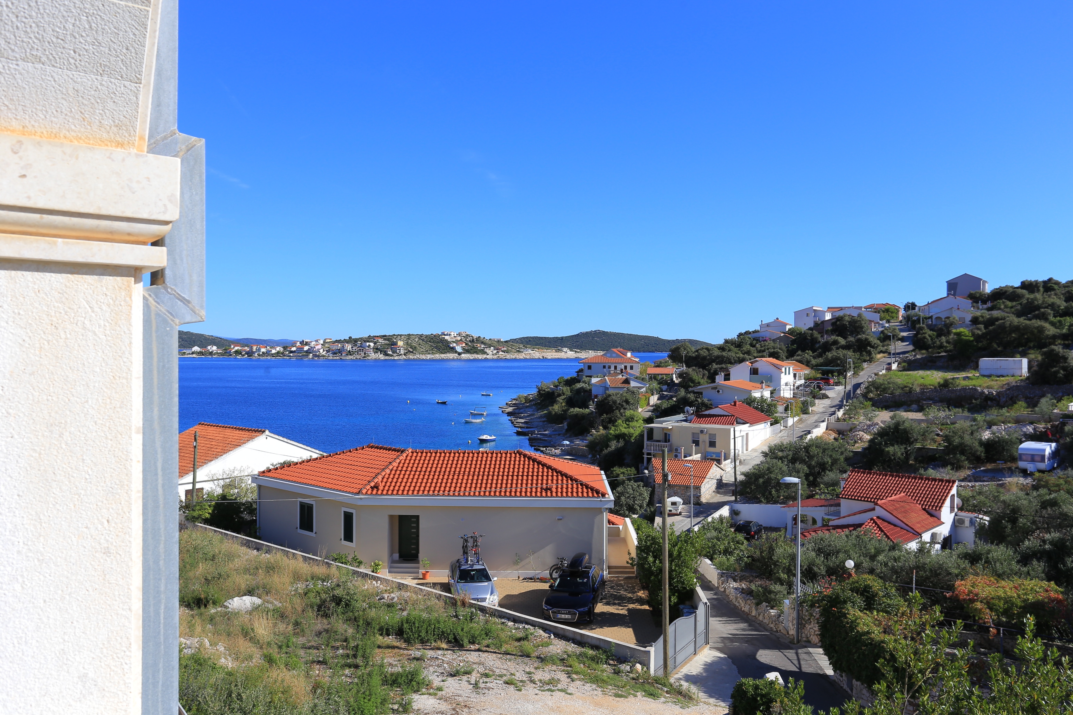 One bedroom apartment with terrace and sea view Cove Oštrička luka, Rogoznica  A-d