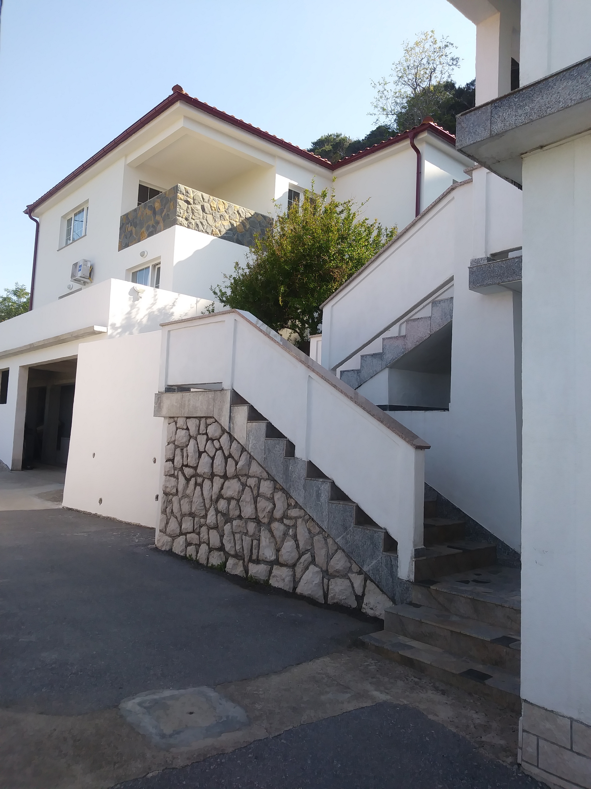 Top Rab Lopar Top Rab Lopar