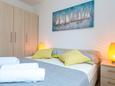 Спальня 1 Novalja, Спальня 1 в размещении типа apartment, WiFi.
