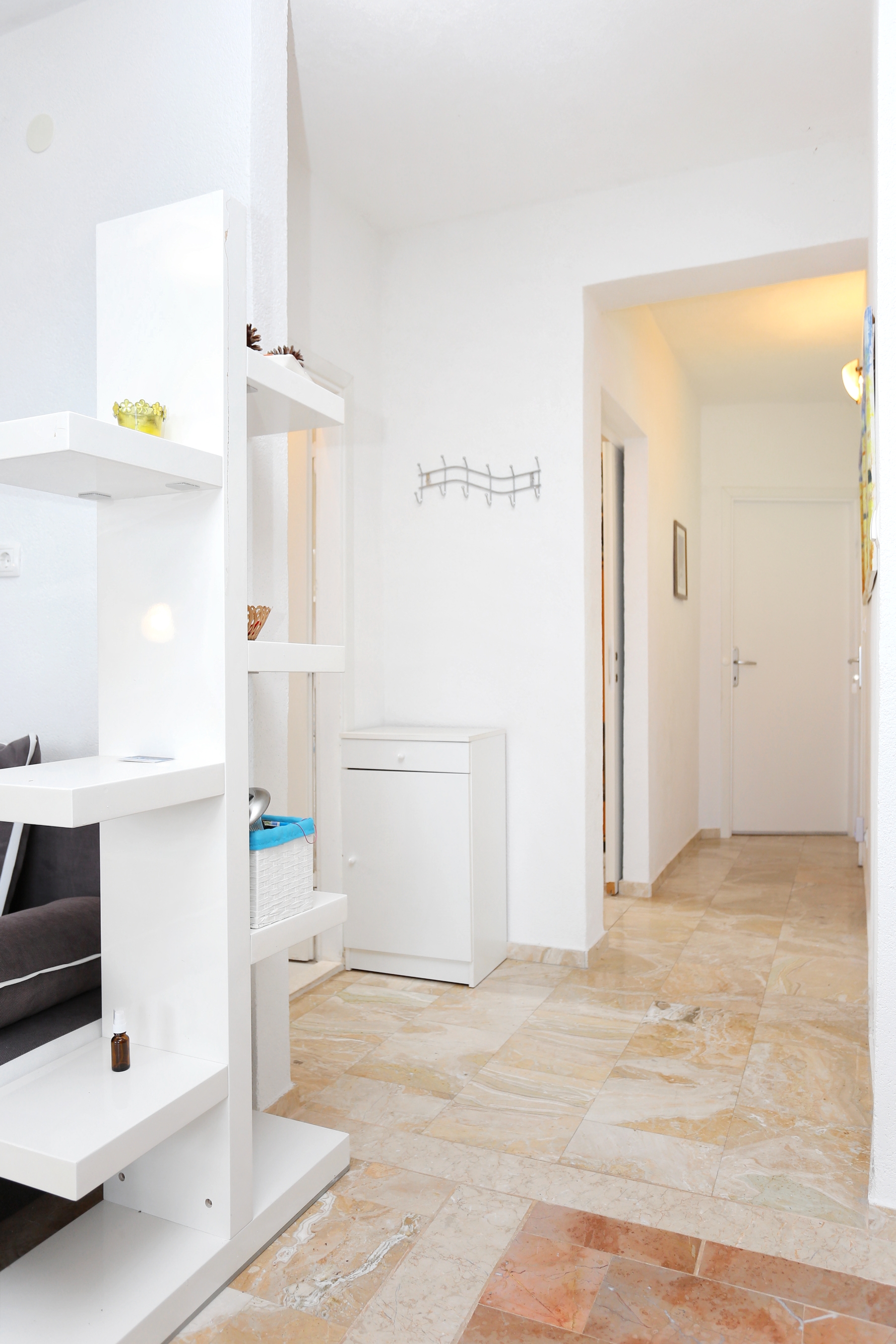 Three bedroom apartment with terrace and sea view Cove Ljubljeva, Trogir  A-b