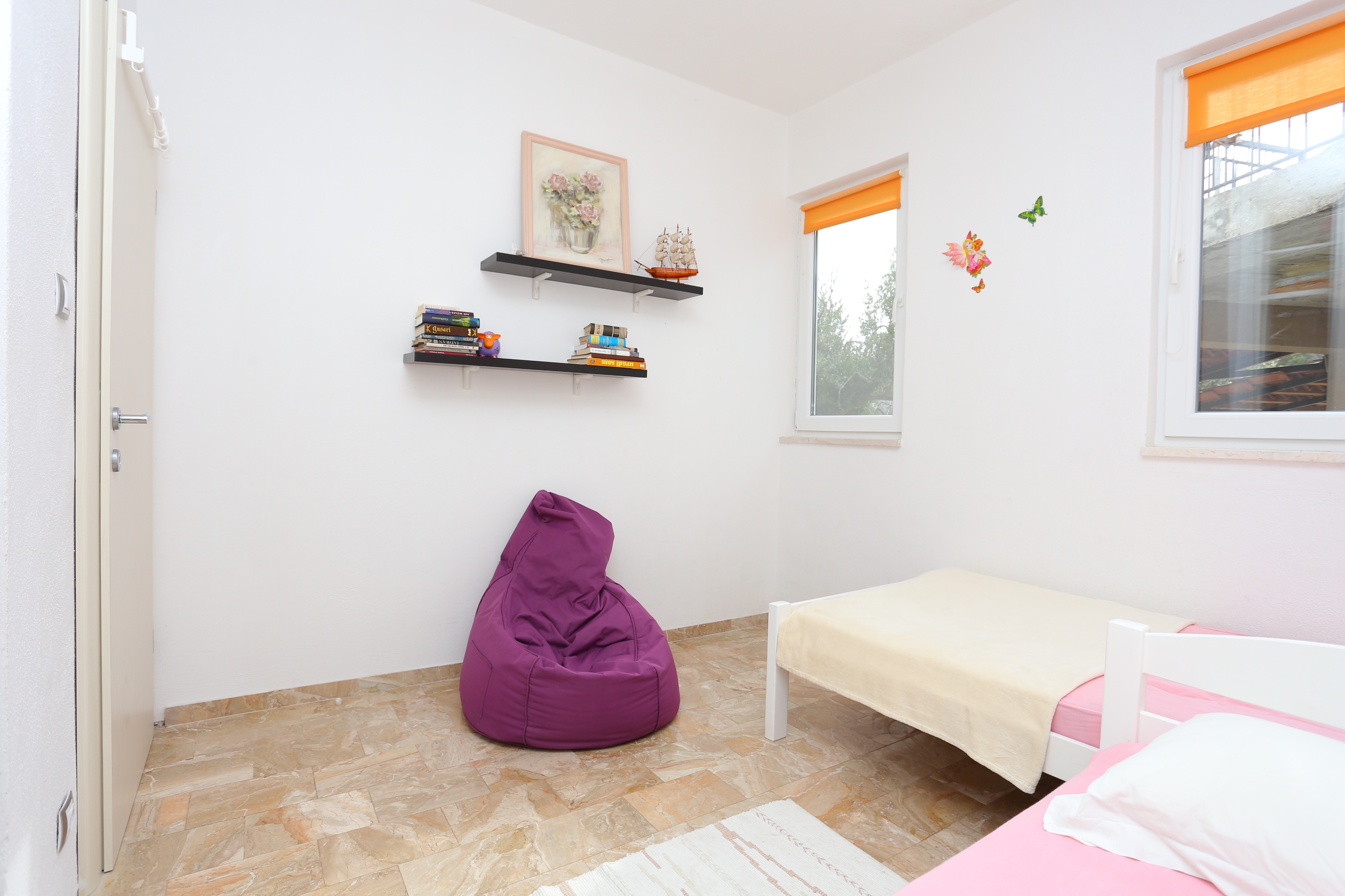 Two bedroom apartment with terrace and sea view Cove Ljubljeva, Trogir  A-c