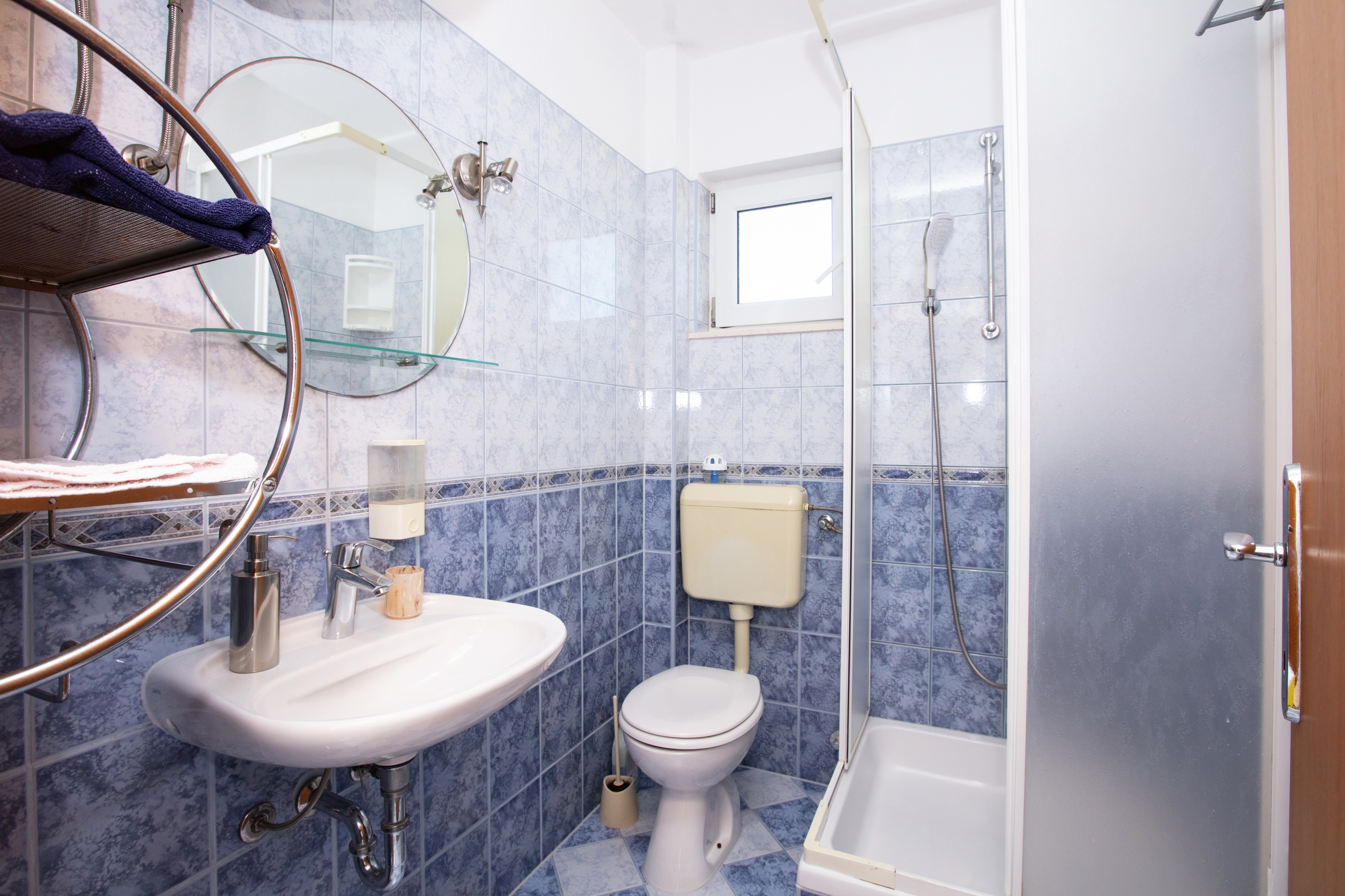 One bedroom apartment with terrace Rogoznica  A-a