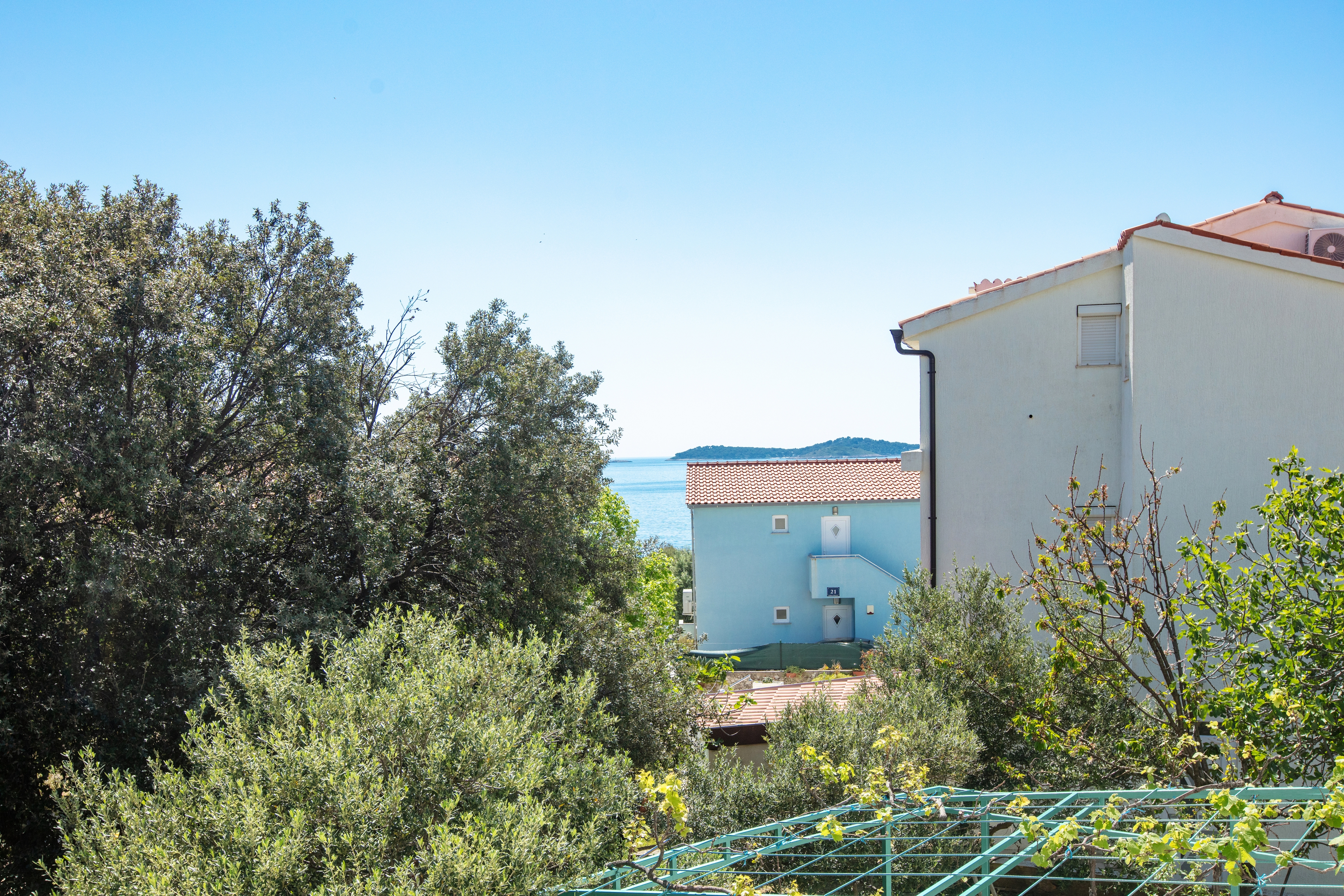 One bedroom apartment with terrace Rogoznica  A-a