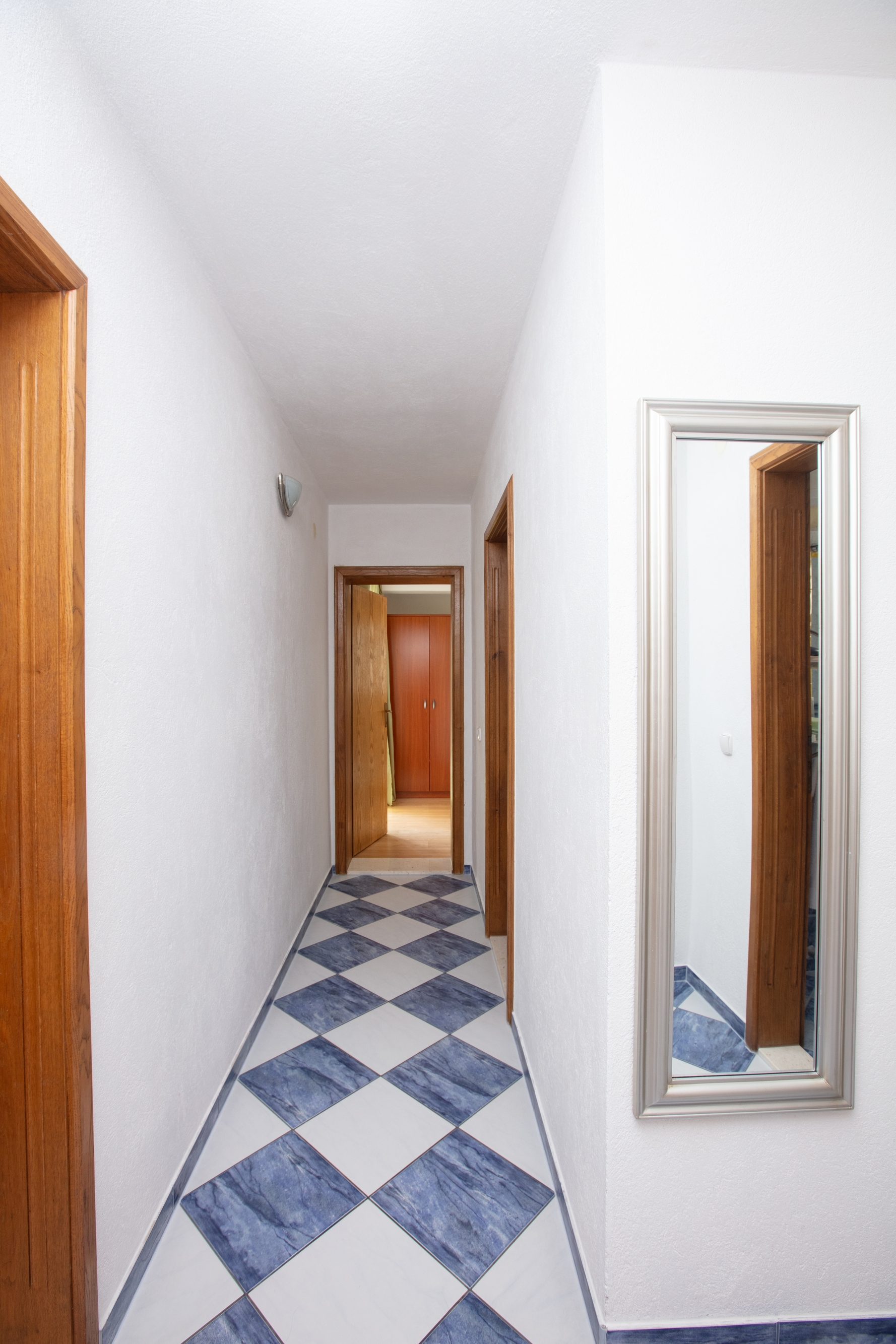 Two bedroom apartment with terrace and sea view Rogoznica  A-b
