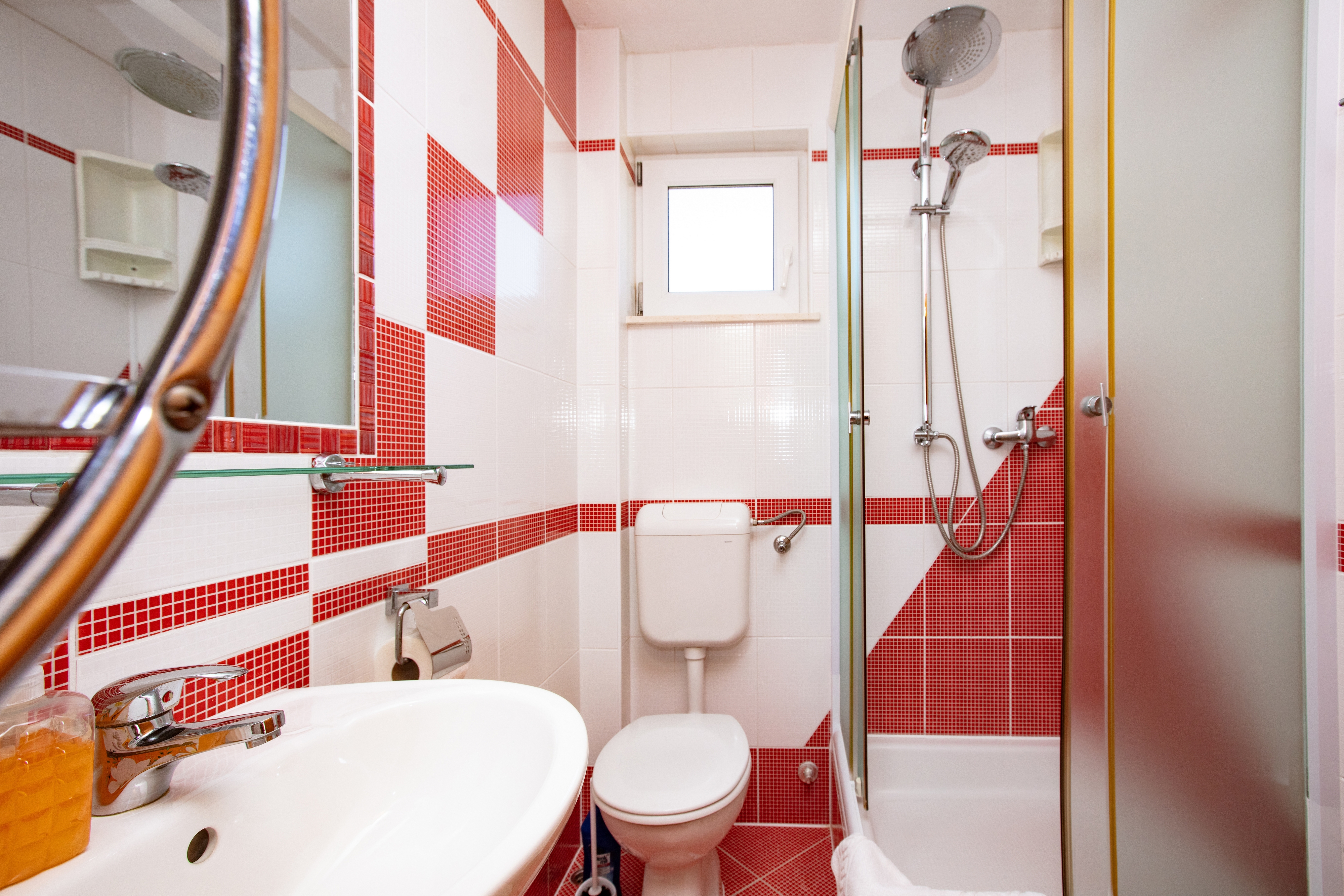 One bedroom apartment with terrace and sea view Rogoznica  A-c