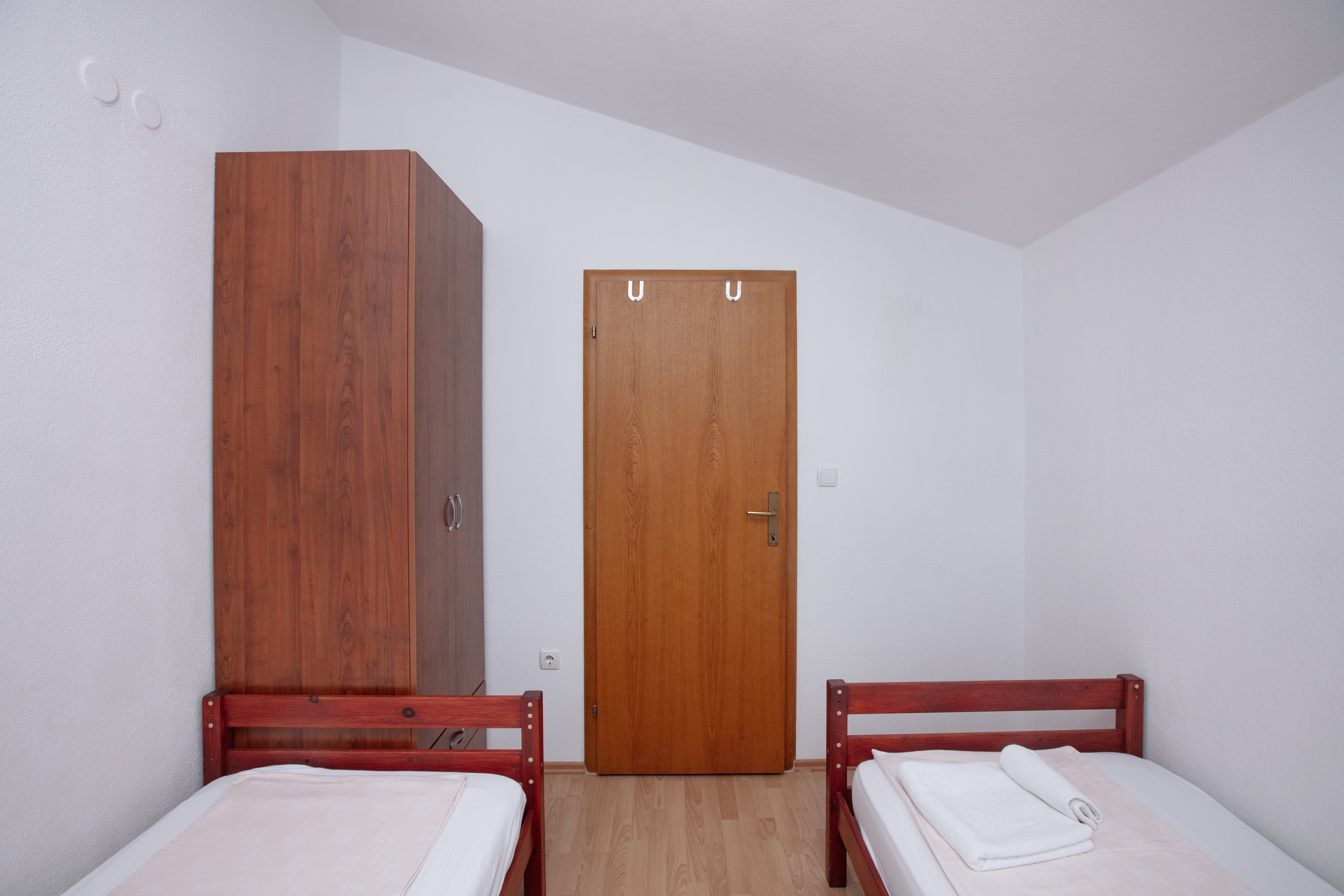Two bedroom apartment with terrace and sea view Rogoznica  A-d