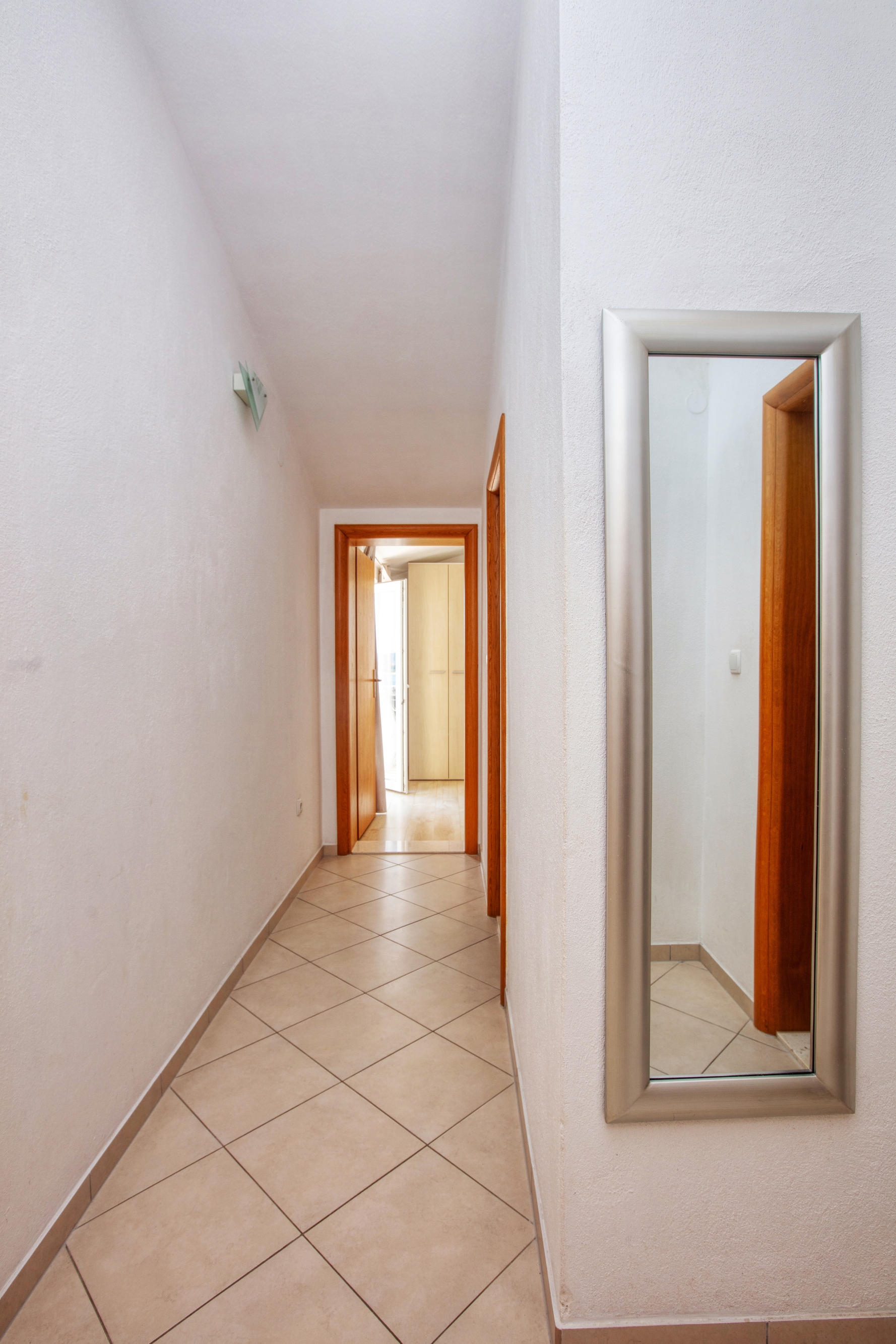 Two bedroom apartment with terrace and sea view Rogoznica  A-d