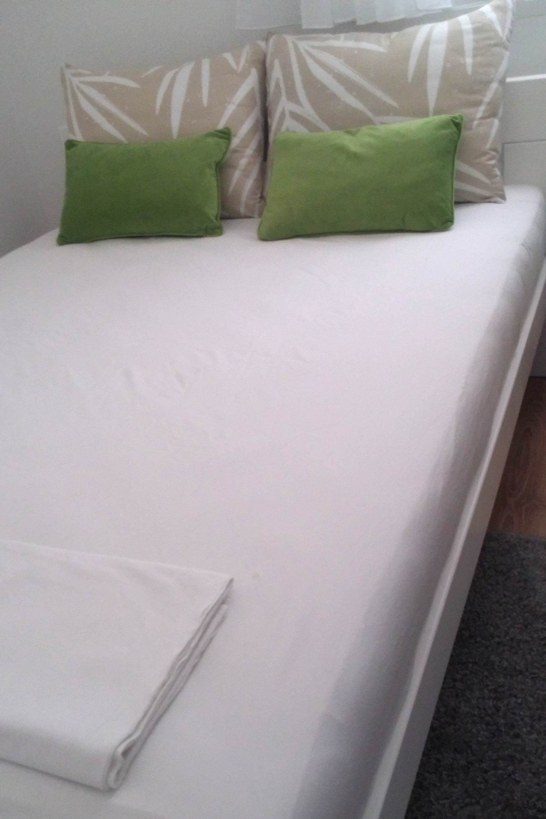 Two bedroom apartment with terrace and sea view Kruševo, Novigrad  A-a