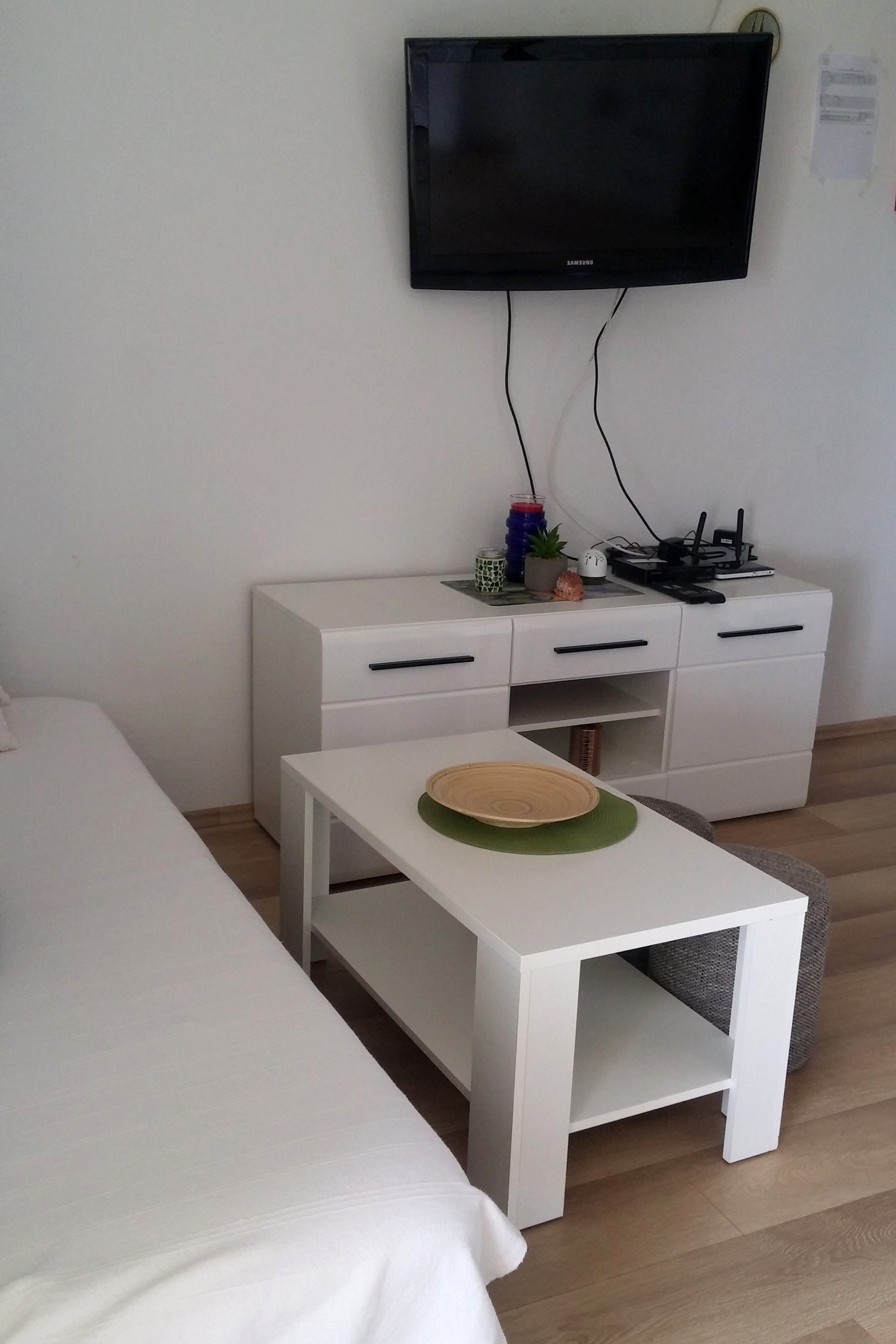 Two bedroom apartment with terrace and sea view Kruševo, Novigrad  A-a