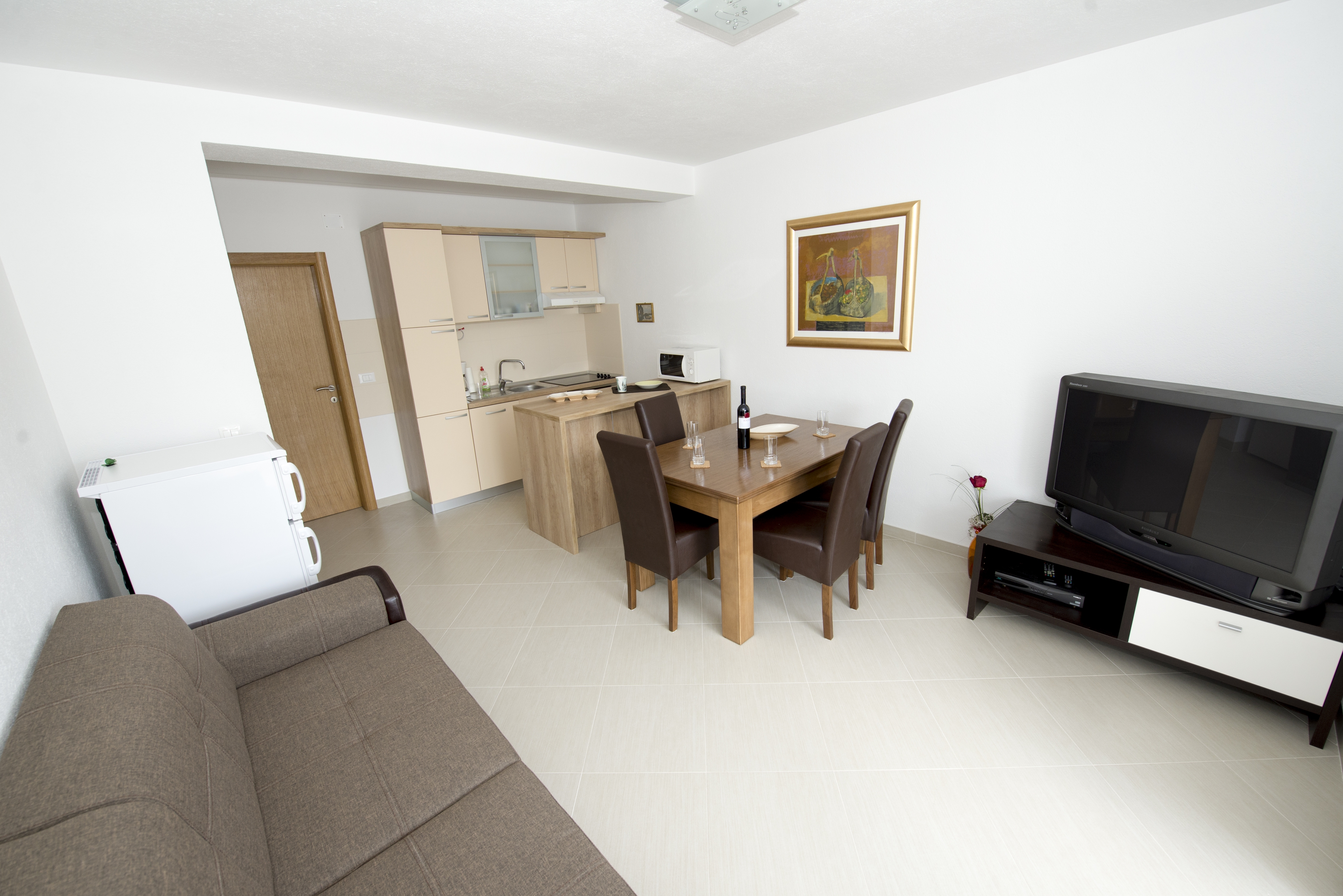 One bedroom apartment with terrace Promajna, Makarska (A-17160-a)