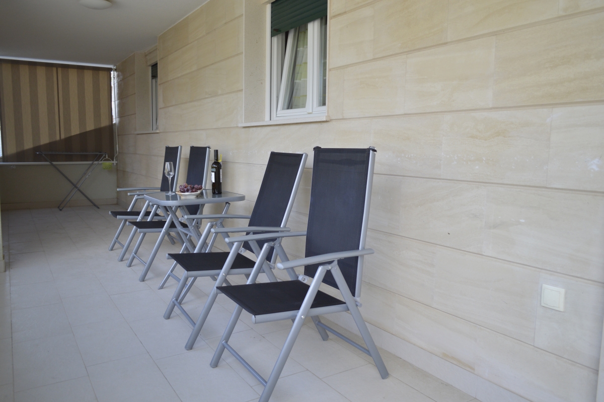 Two bedroom apartment with terrace Promajna, Makarska  A-b