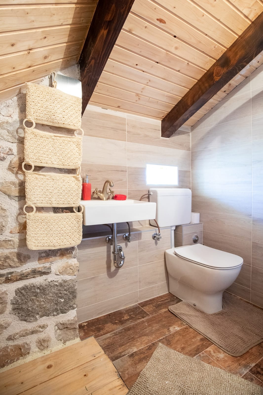 Four bedroom house with air-conditioning Bogatić, Krka  K