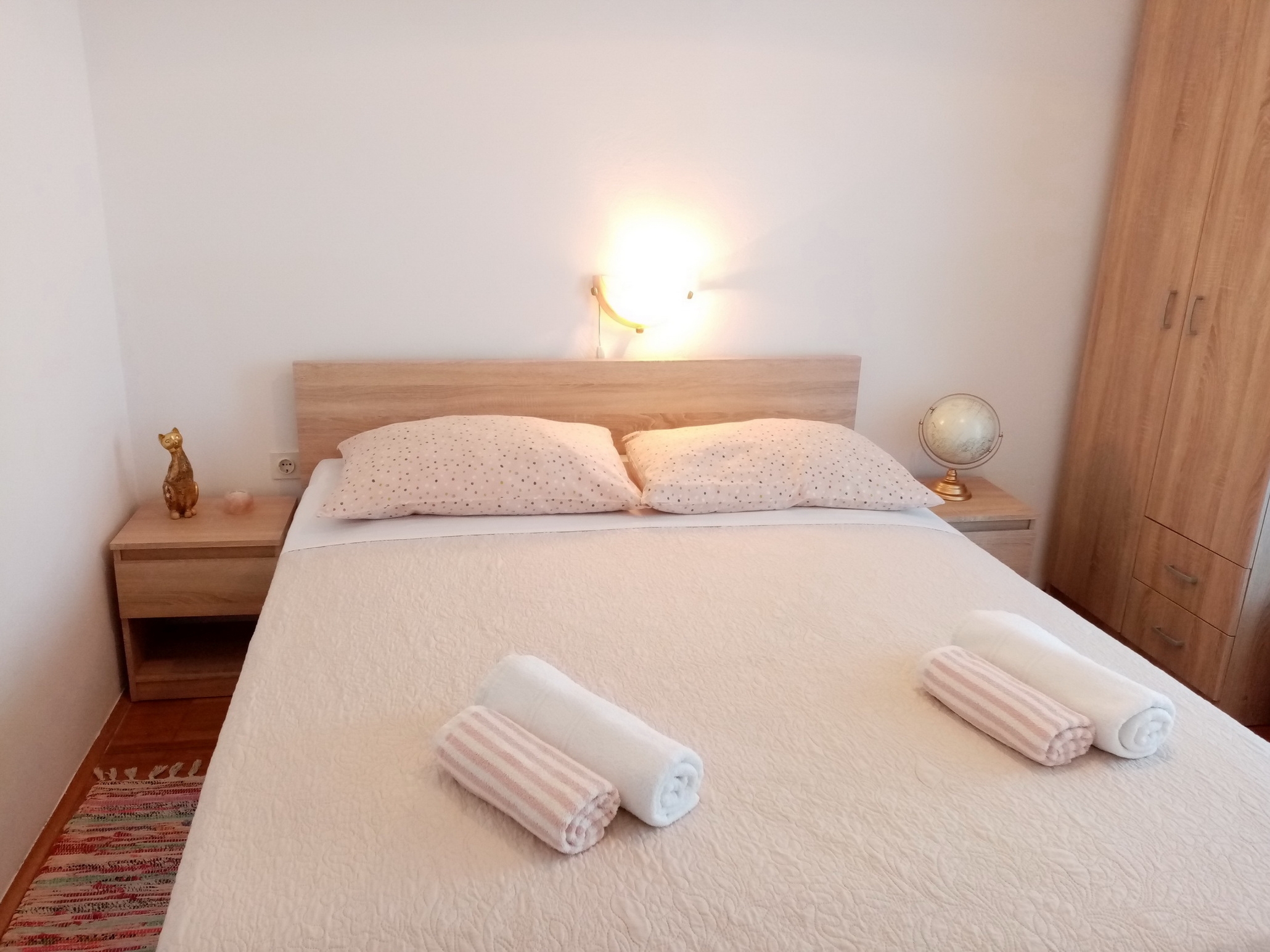 Two bedroom apartment near beach Supetarska Draga - Donja, Rab (A-17201-d) Two bedroom apartment near beach Supetarska Draga - Donja, Rab (A-17201-d)