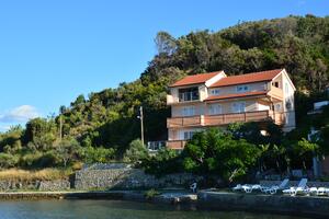 Appartamenti accanto al mare Valle San Pietro - Bassa - Supetarska Draga - Donja, Arbe - Rab - 17201