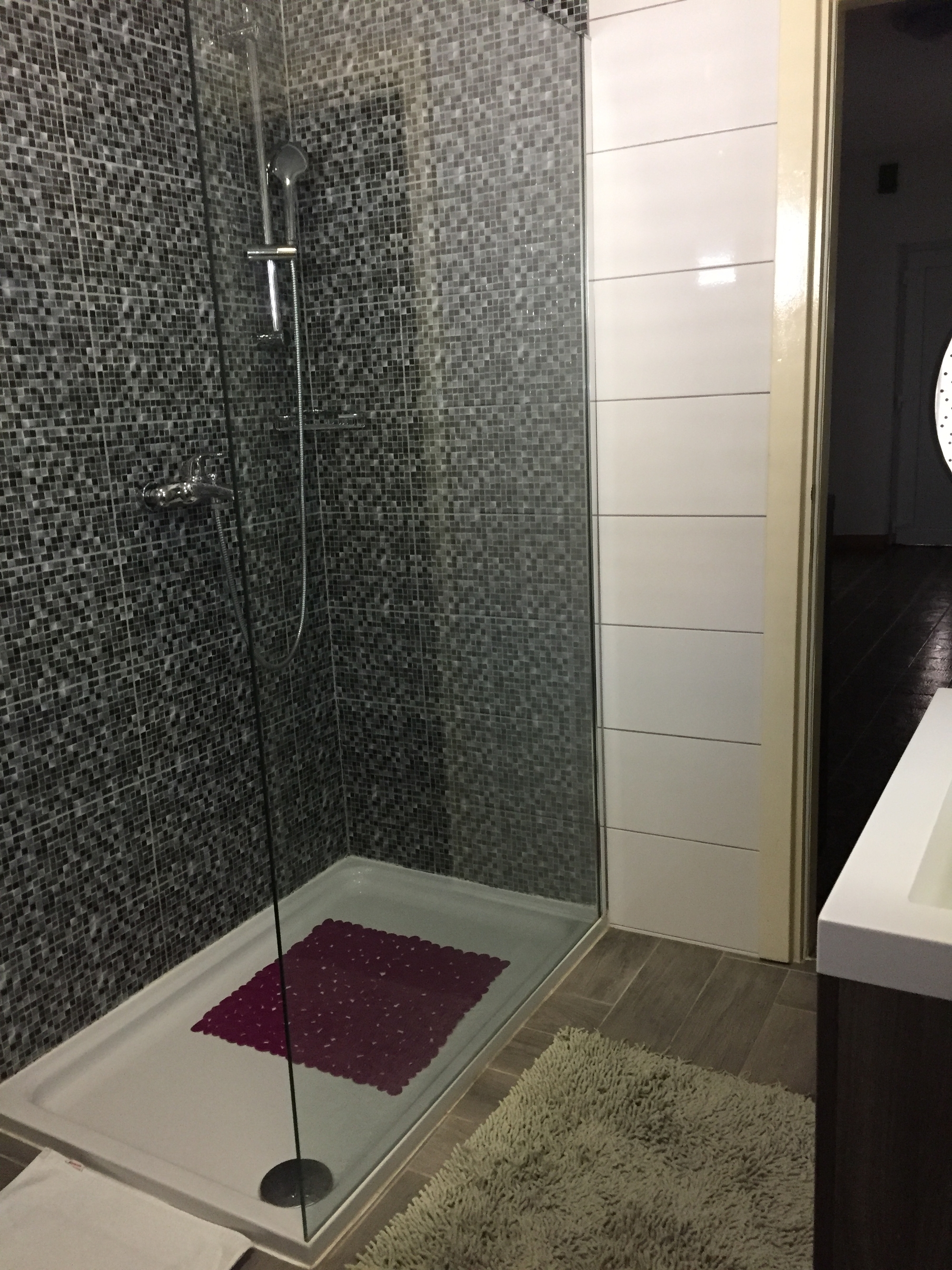 Three bedroom apartment near beach Sukošan, Zadar  A-a