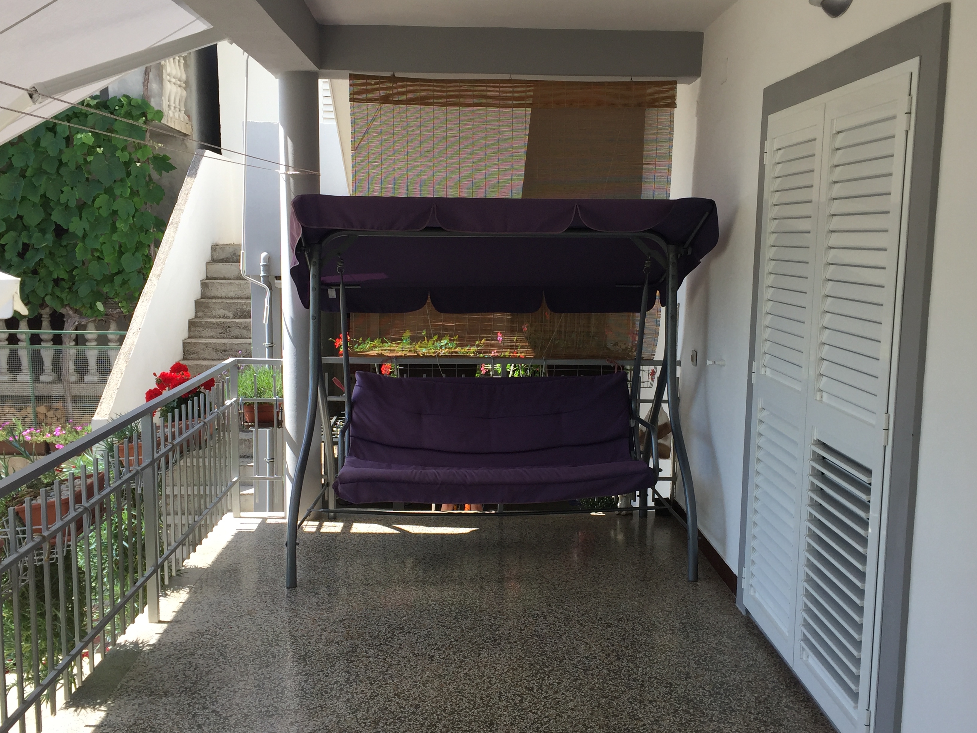 Three bedroom apartment near beach Sukošan, Zadar  A-a