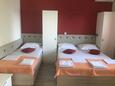 Dormitorio Krilo Jesenice, Dormitorio in the studio-apartment, air condition available y WiFi.