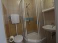 Ванная комната Novalja, Ванная комната в размещении типа room, WiFi.