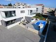 Parkirišče Novalja, Pag, Parkirišče 17219 - Apartmaji s prodnato plažo.