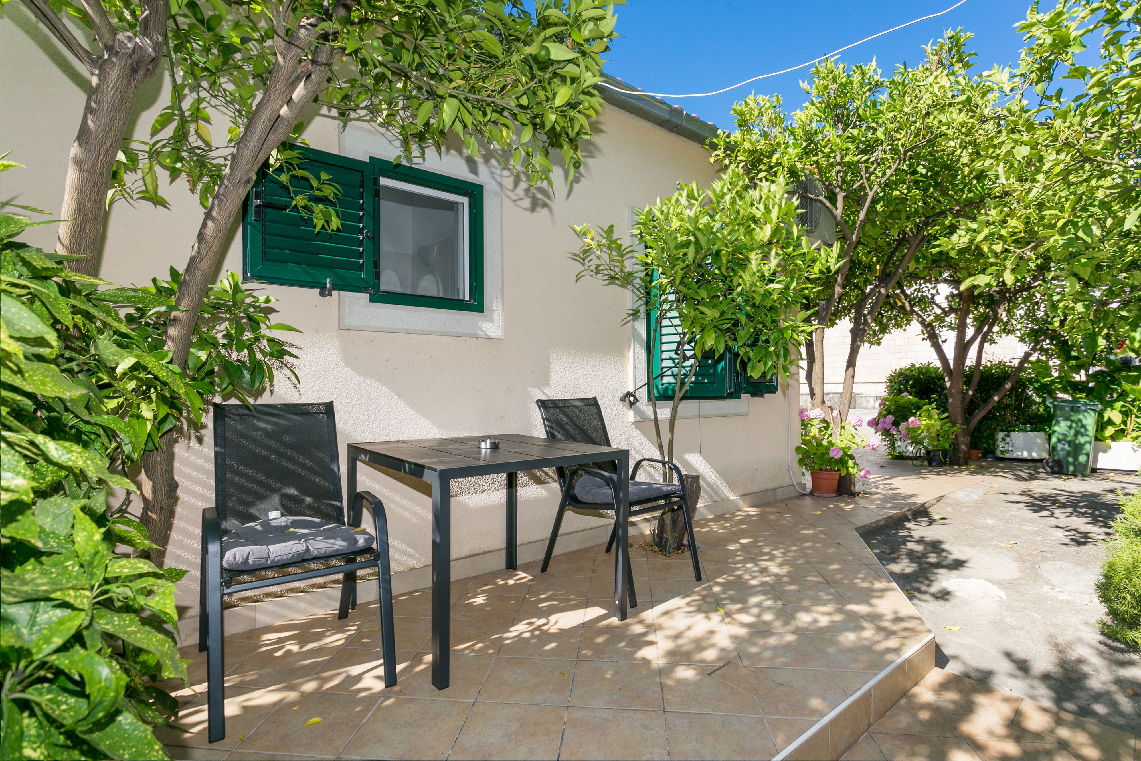 One bedroom apartment with terrace Supetar, Brač (A-17227-b) One bedroom apartment with terrace Supetar, Brač (A-17227-b)