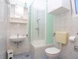 Ванная комната Okrug Donji, Ванная комната в размещении типа apartment, WiFi.
