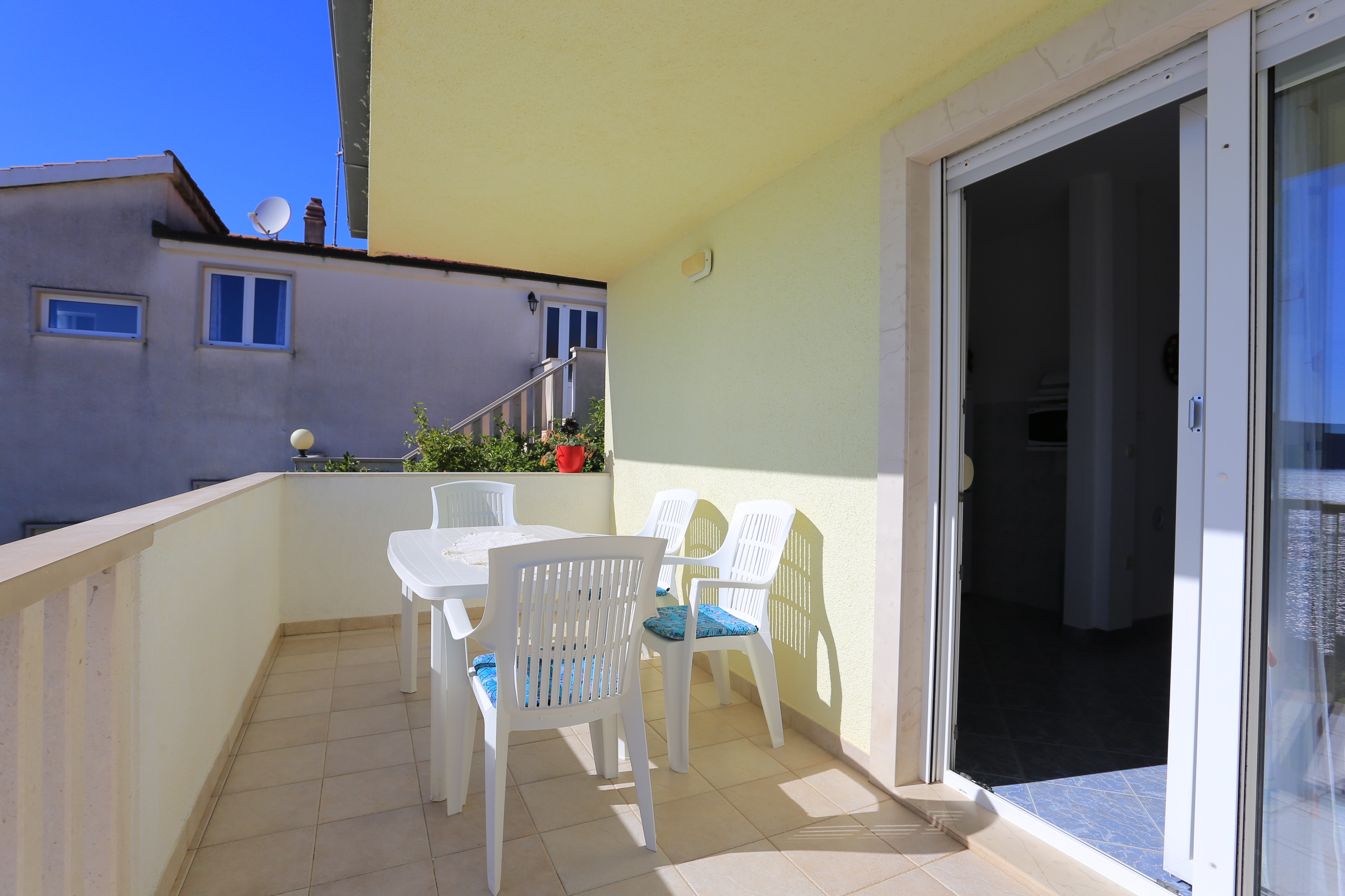 One bedroom apartment with terrace and sea view Okrug Donji, Čiovo  A-a