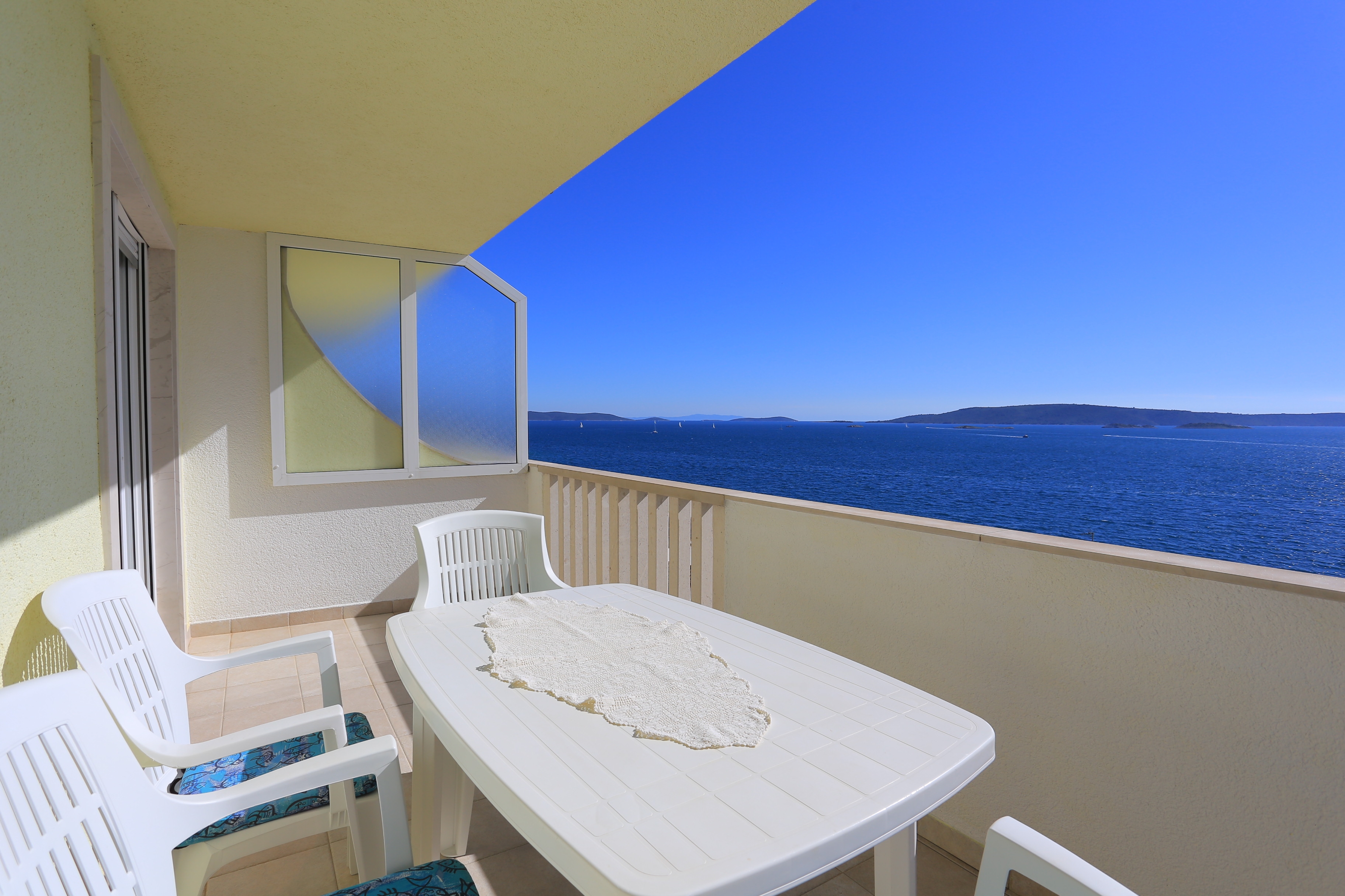 One bedroom apartment with terrace and sea view Okrug Donji, Čiovo  A-a