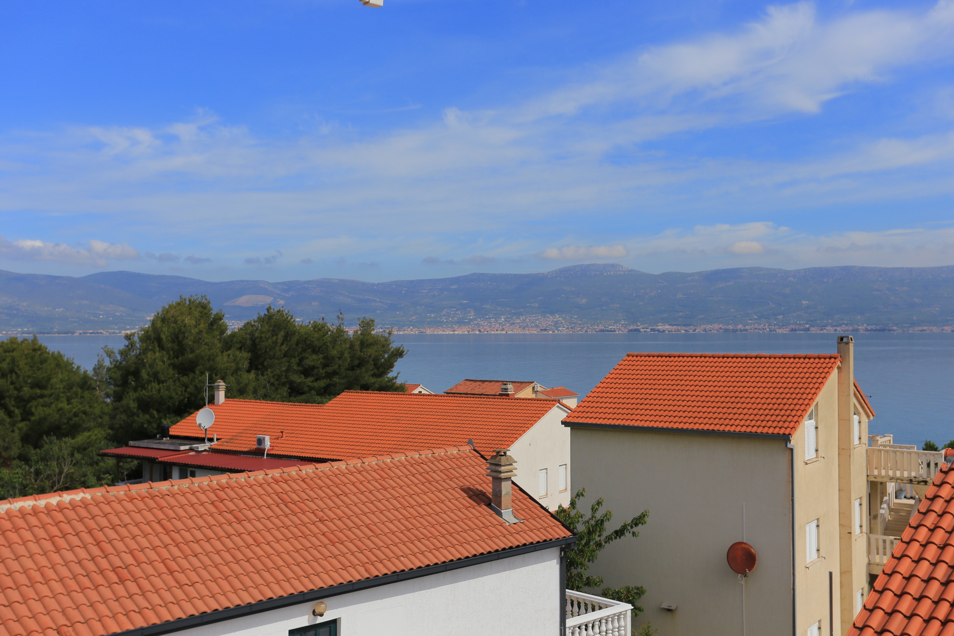 Two bedroom apartment with terrace and sea view Slatine, Čiovo  A-a