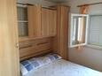Ložnice 3 Slatine, Ložnice 3 v ubytování typu apartment, s klimatizací a WiFi.