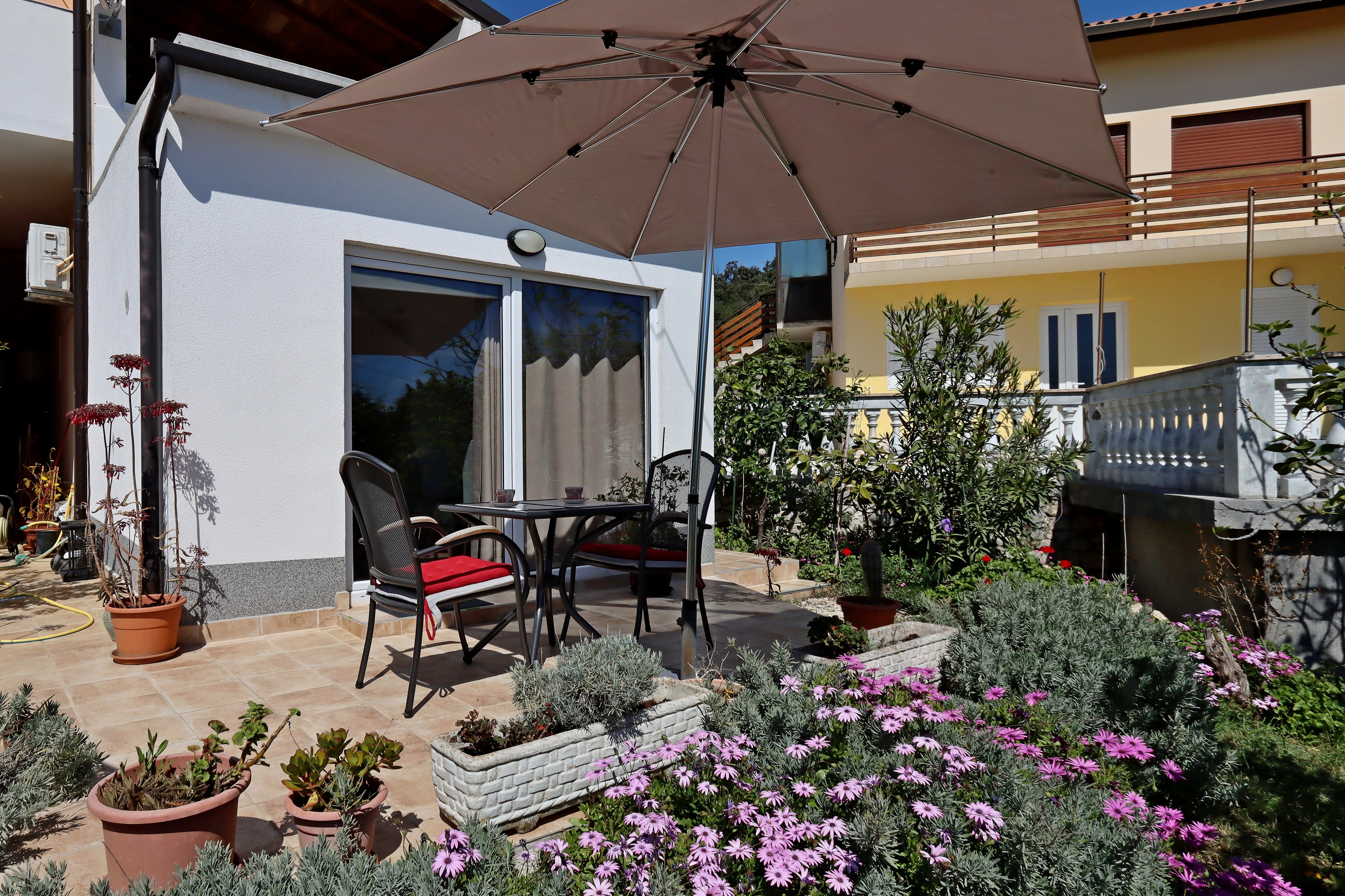 Studio flat with terrace Suha Punta, Rab  AS-a