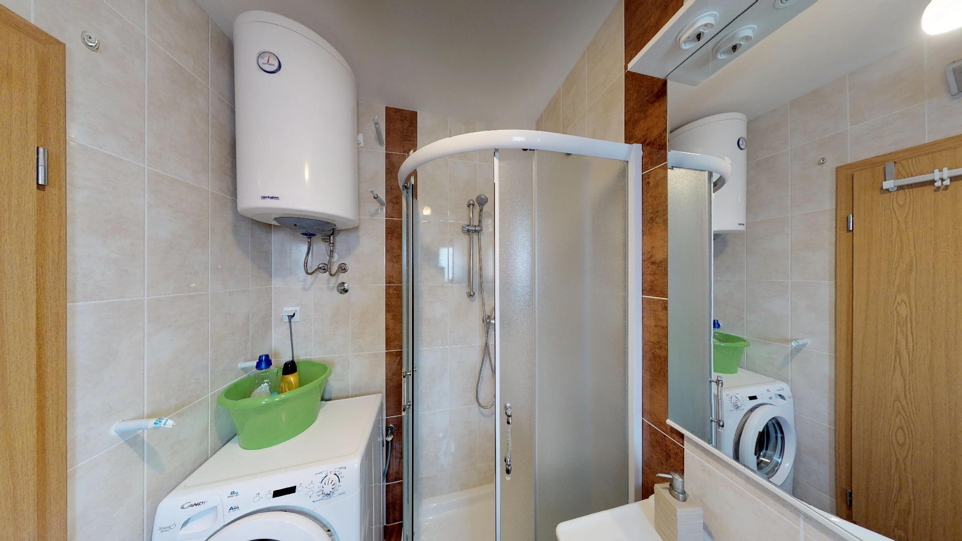 Two bedroom apartment with terrace Vilanija, Umag  A-b