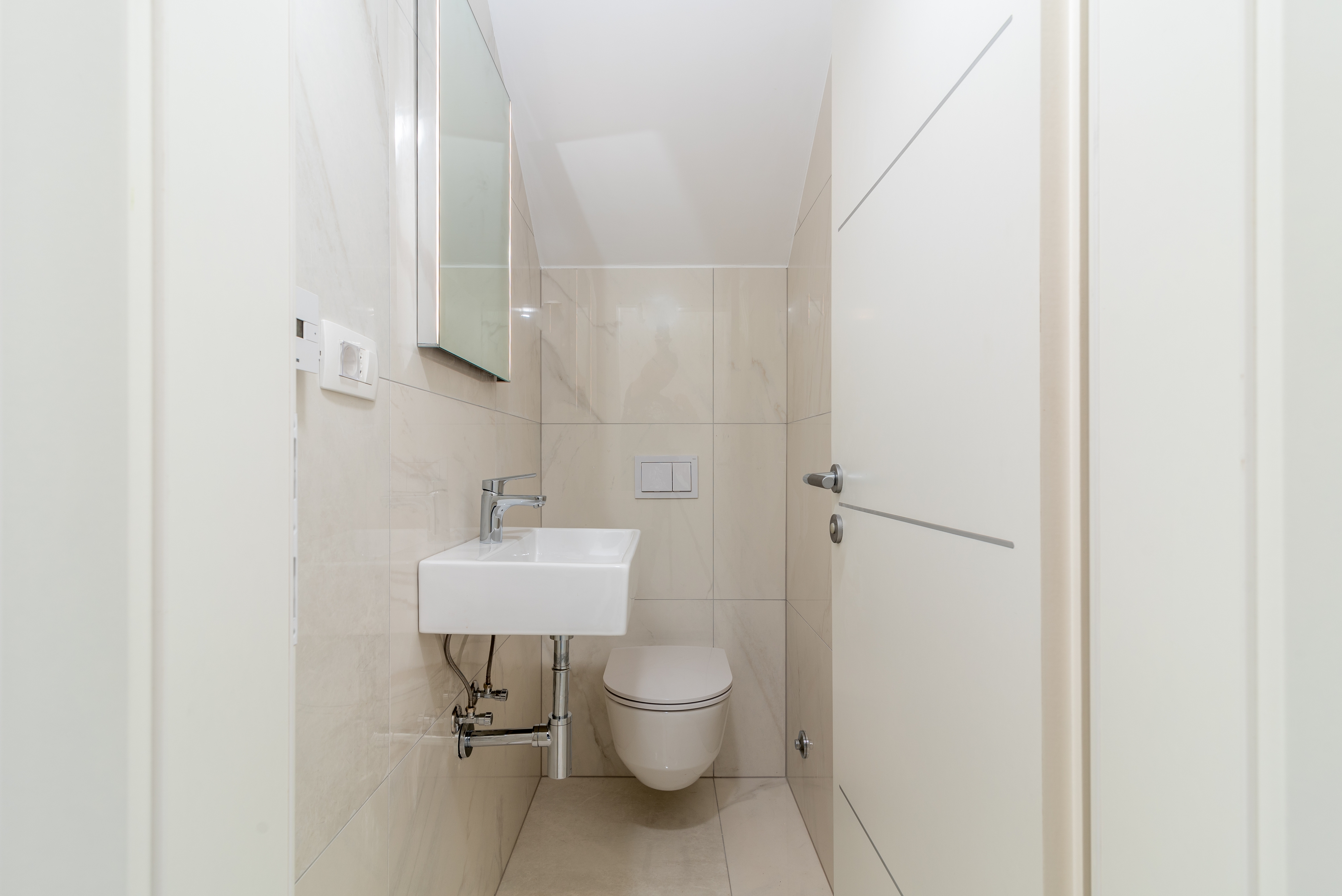 Four bedroom house with terrace and sea view Trogir  K