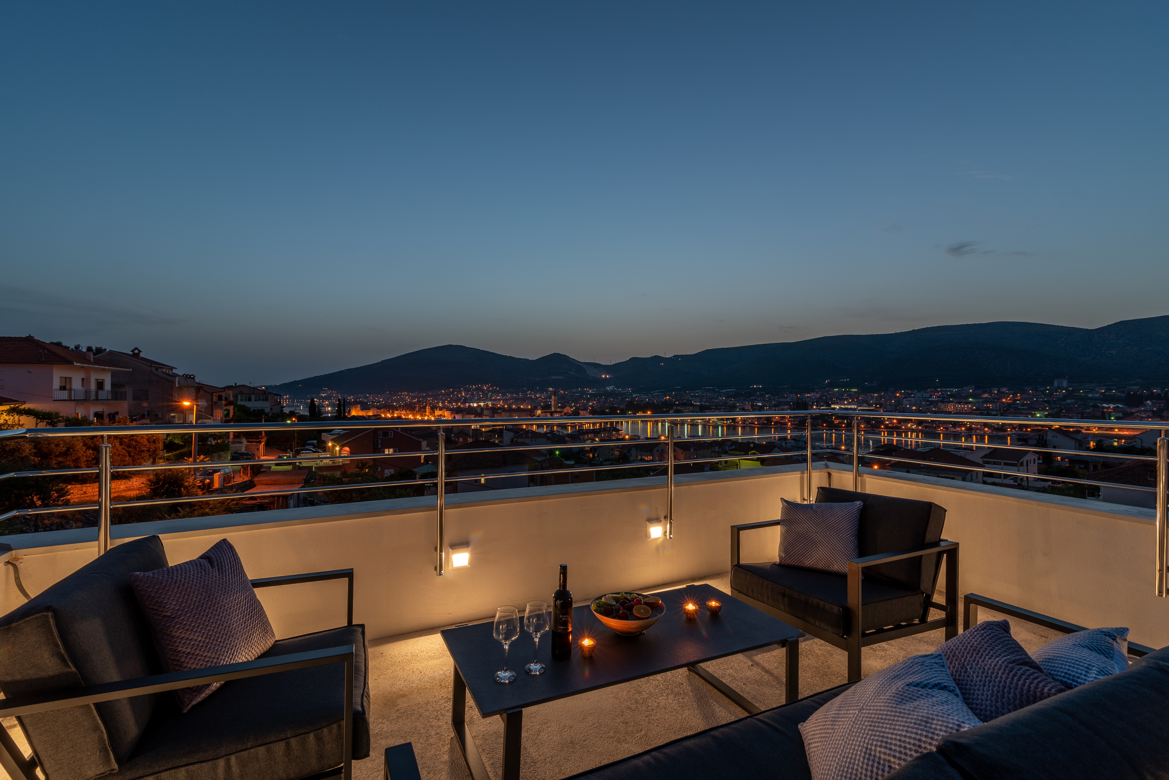 Four bedroom house with terrace and sea view Trogir  K