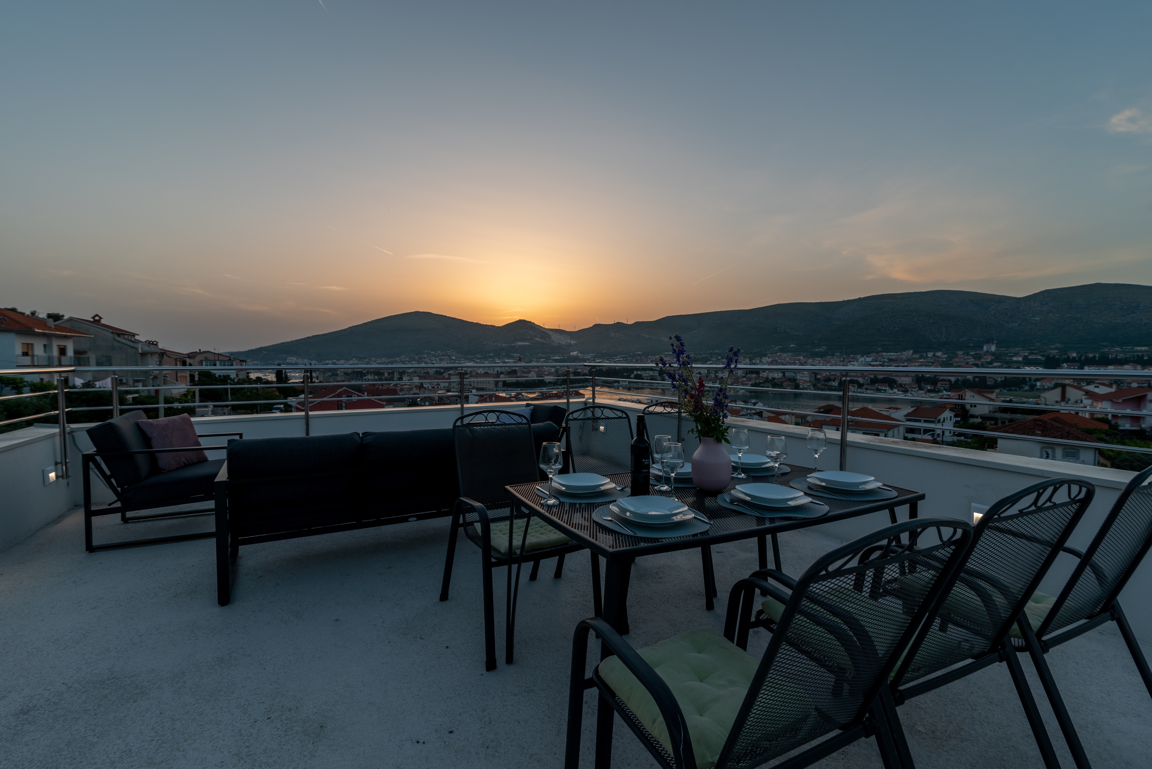 Four bedroom house with terrace and sea view Trogir  K