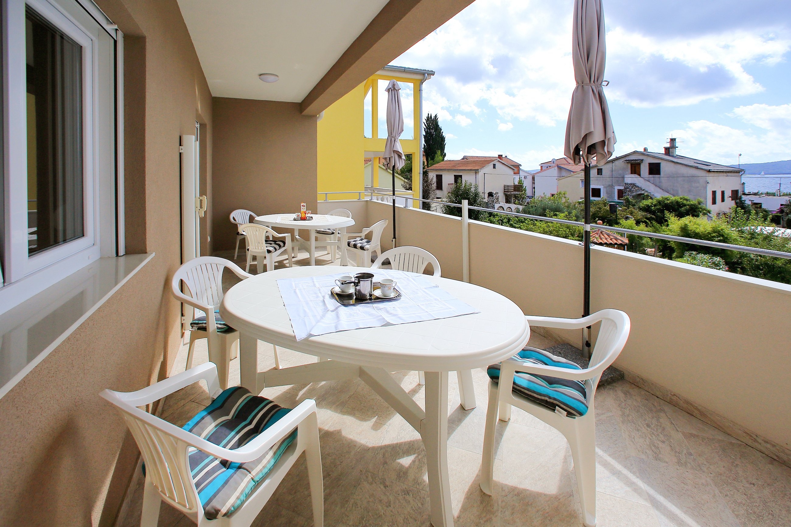 One bedroom apartment with terrace and sea view Bibinje, Zadar  A-a