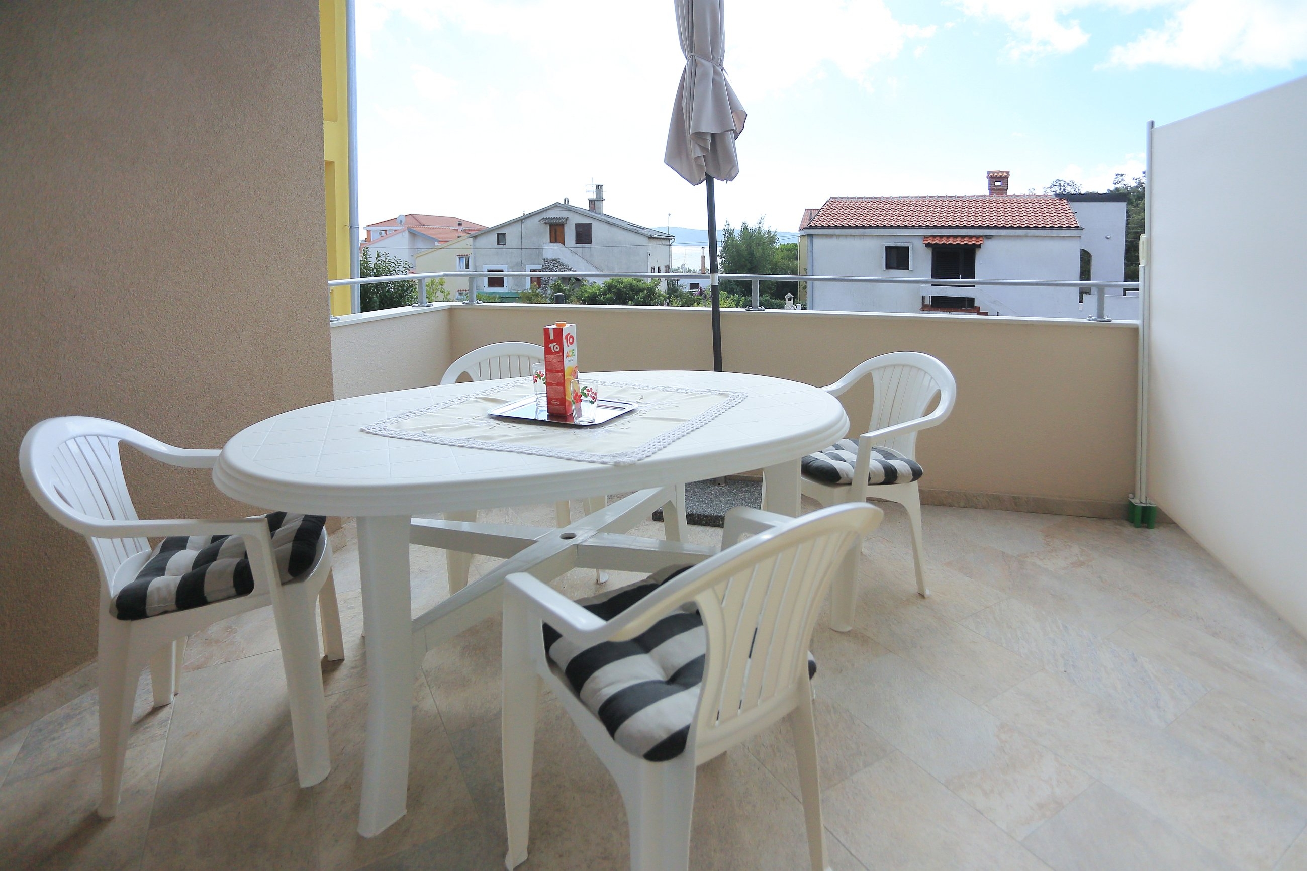 One bedroom apartment with terrace and sea view Bibinje, Zadar  A-b