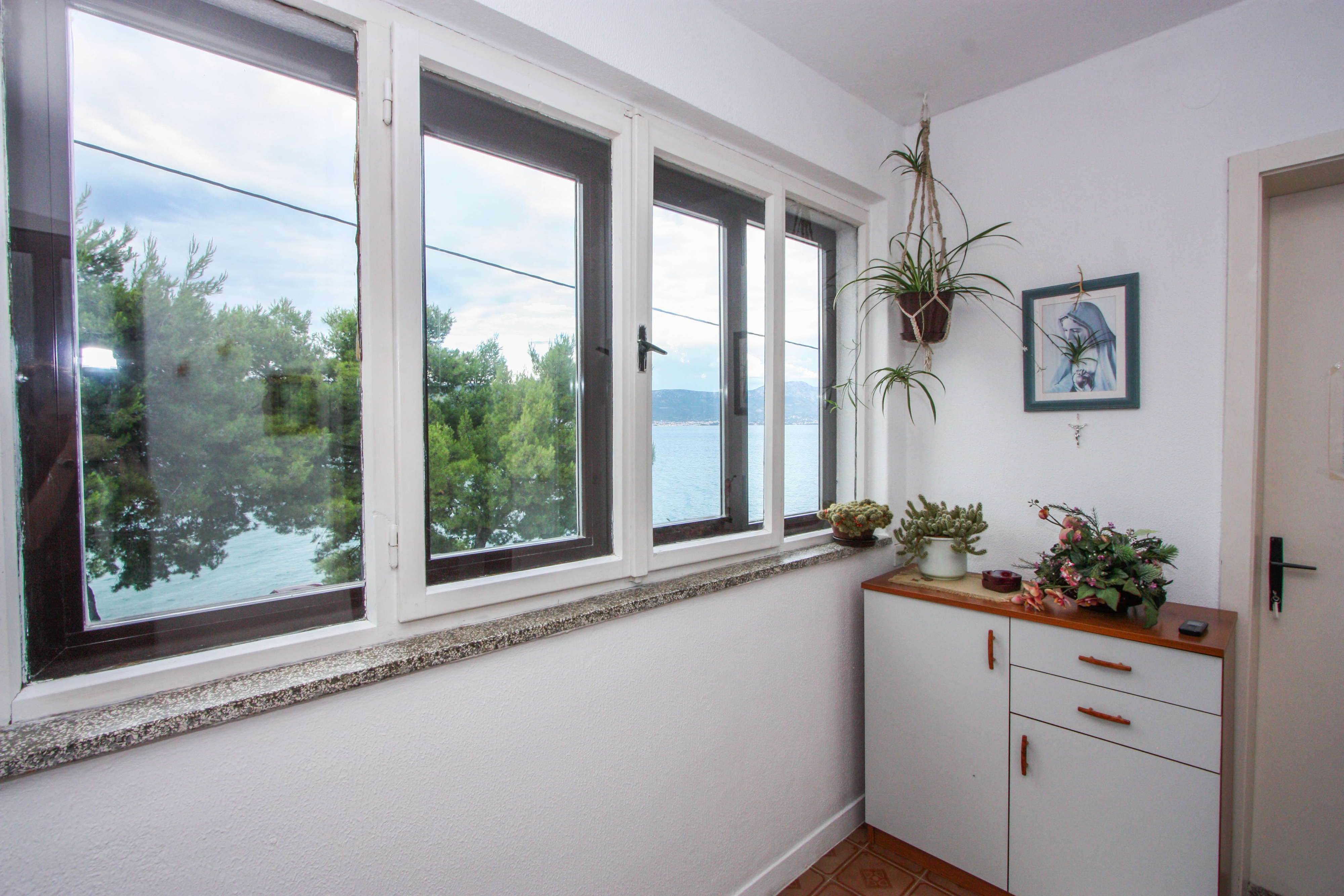 Two bedroom apartment near beach Arbanija, Čiovo  A-a