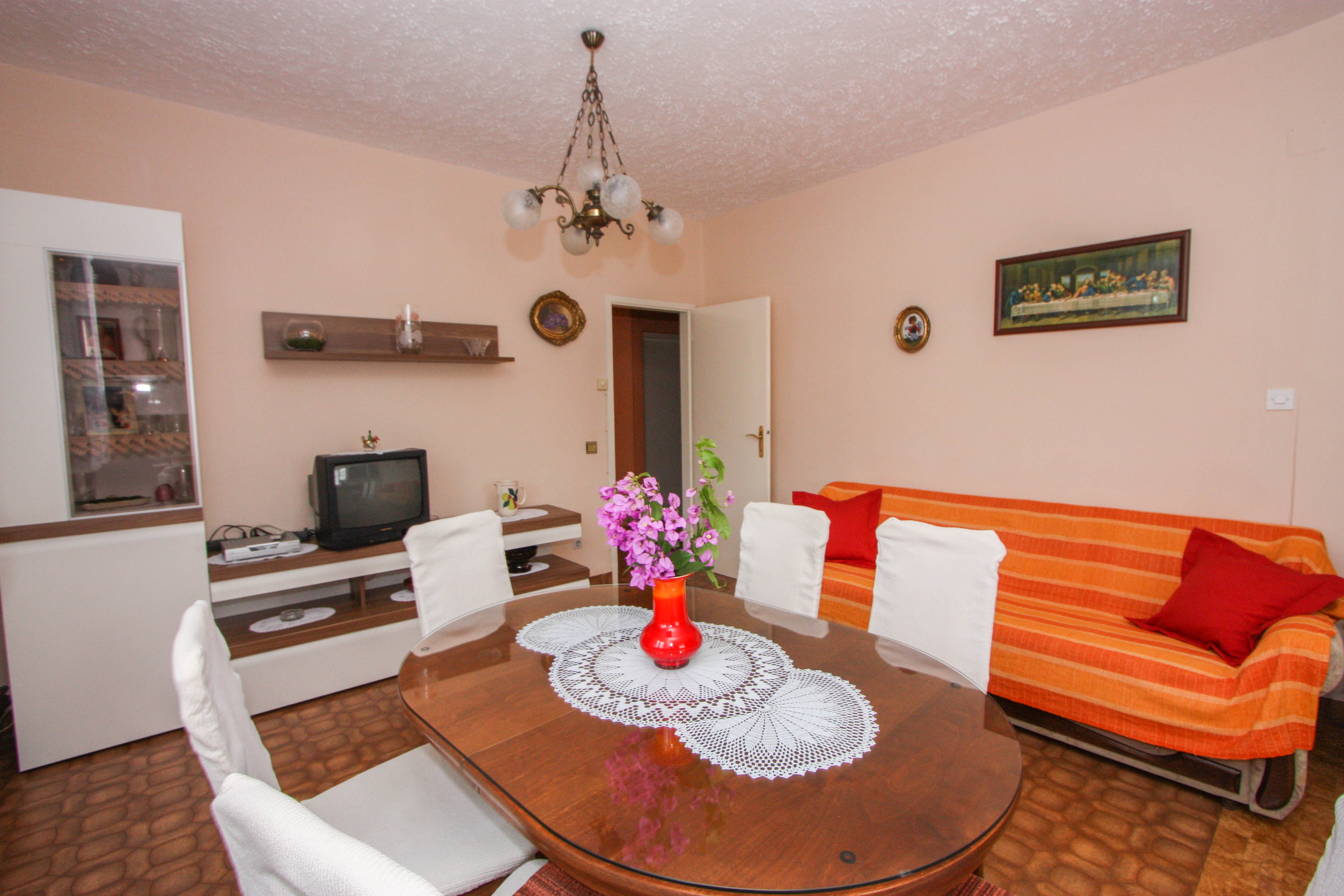 Two bedroom apartment near beach Arbanija, Čiovo (A-17280-a)