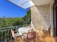 Shared terrace Brela, Shared terrace in the room, with a sea view and WiFi.